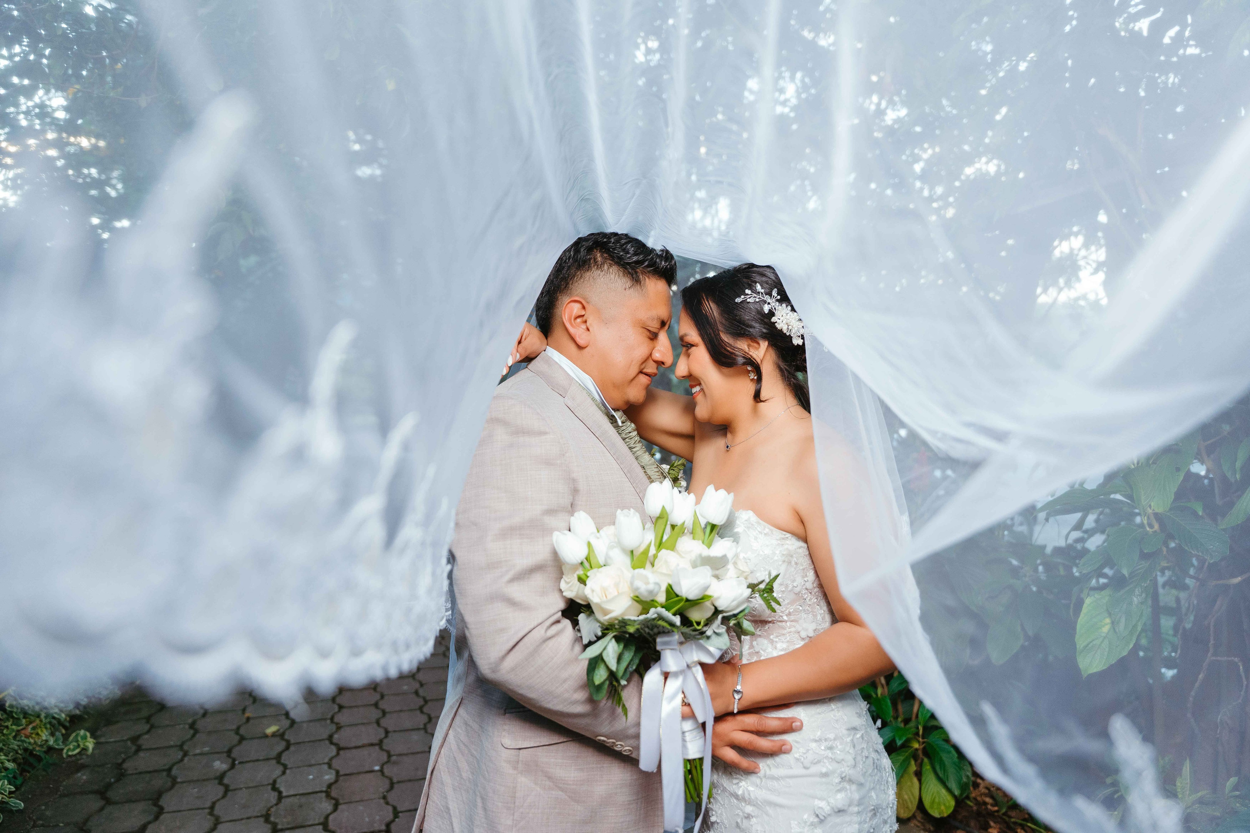 Karol y Jairon. Fotógrafo de bodas en Loja Ecuador | Piero Alvarez PH