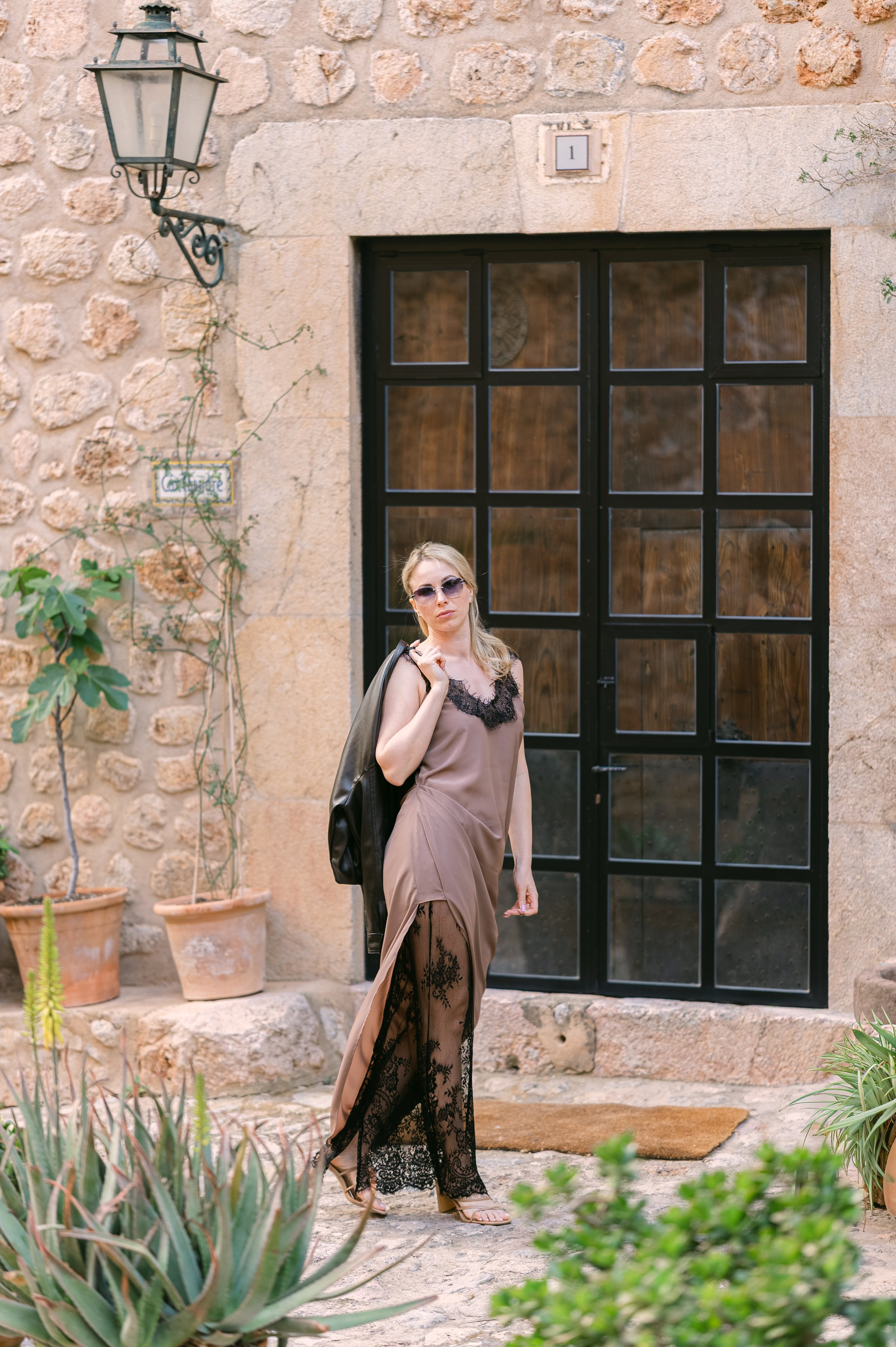 Photoshoot in Fornalutx Mallorca. Photographer in Mallorca