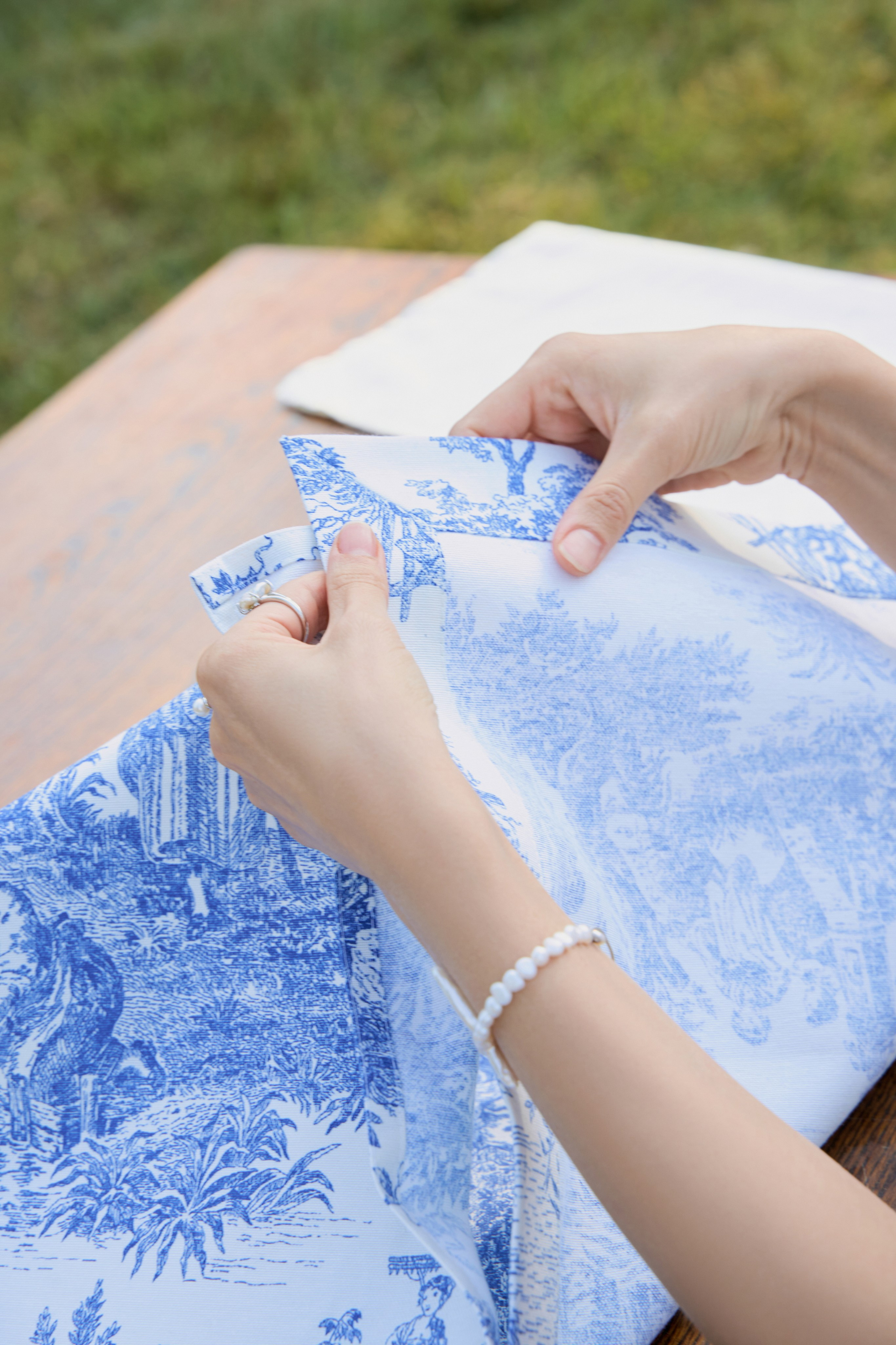 Monmanor. Привет