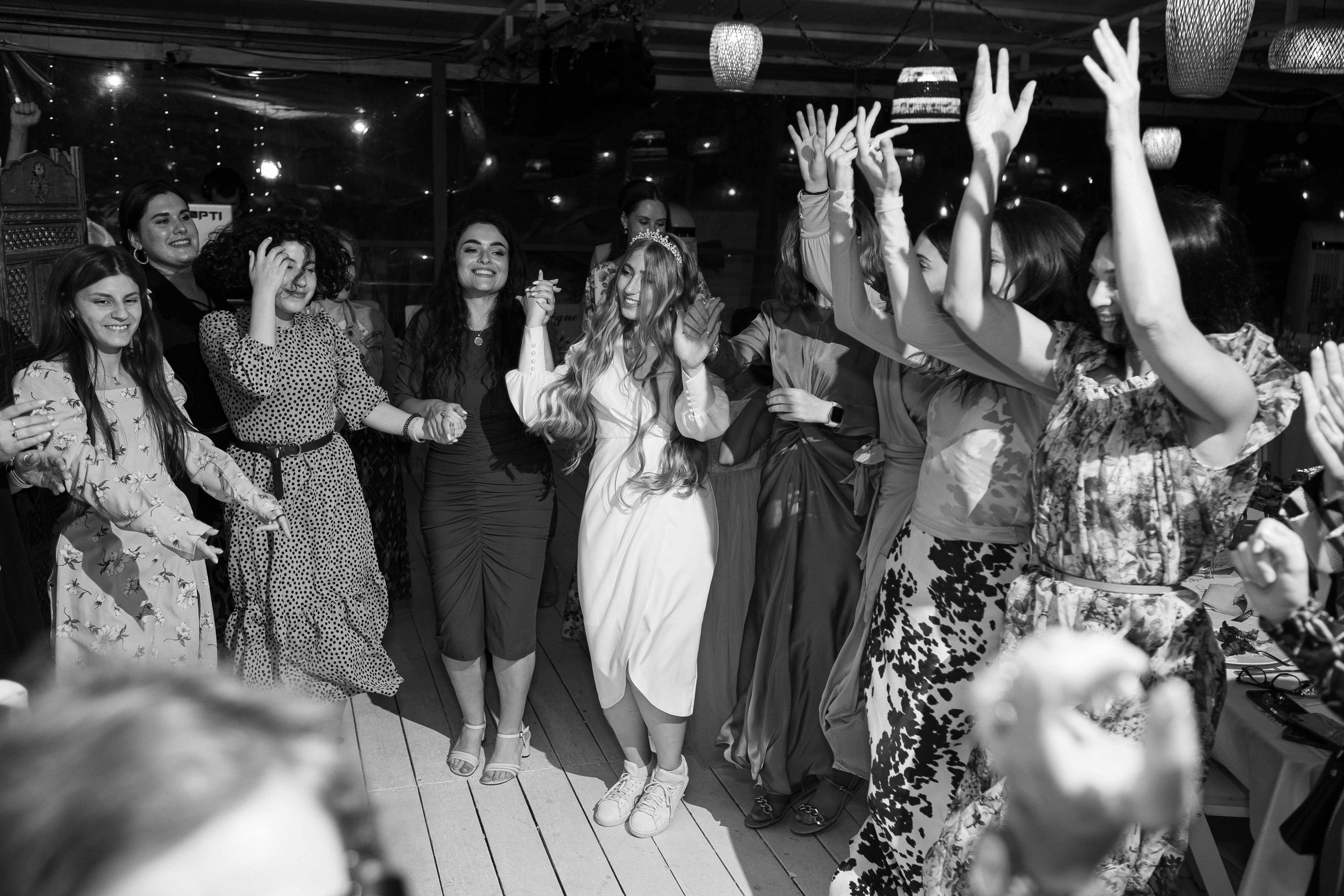 WEDDING IN A COZY PLACE NEAR TEL AVIV. PHOTOGRAPHER IN ISRAEL