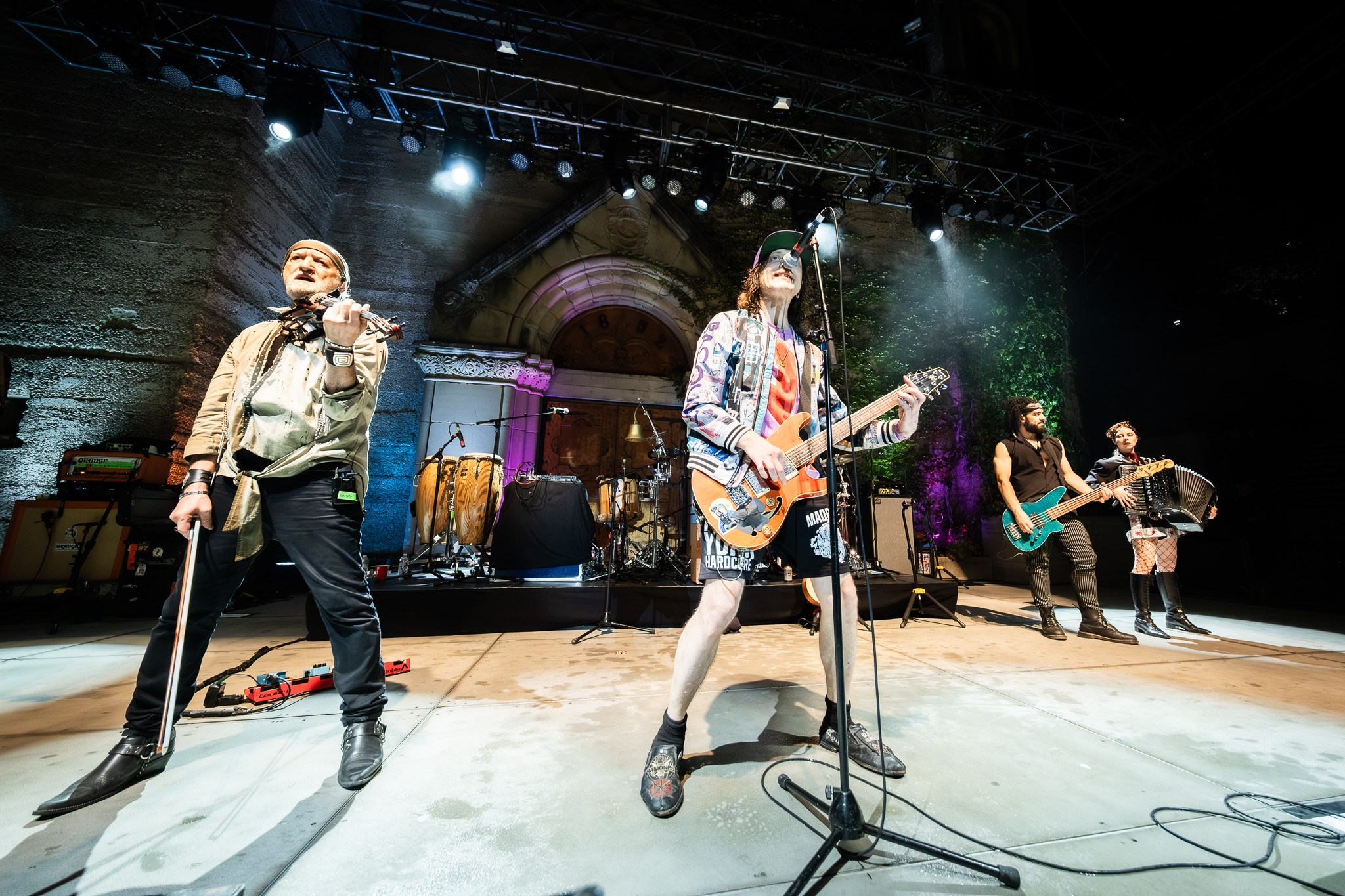 GOGOL BORDELLO / SARATOGA / CA. Reportage concert portrait photography in the San Francisco Bay Area