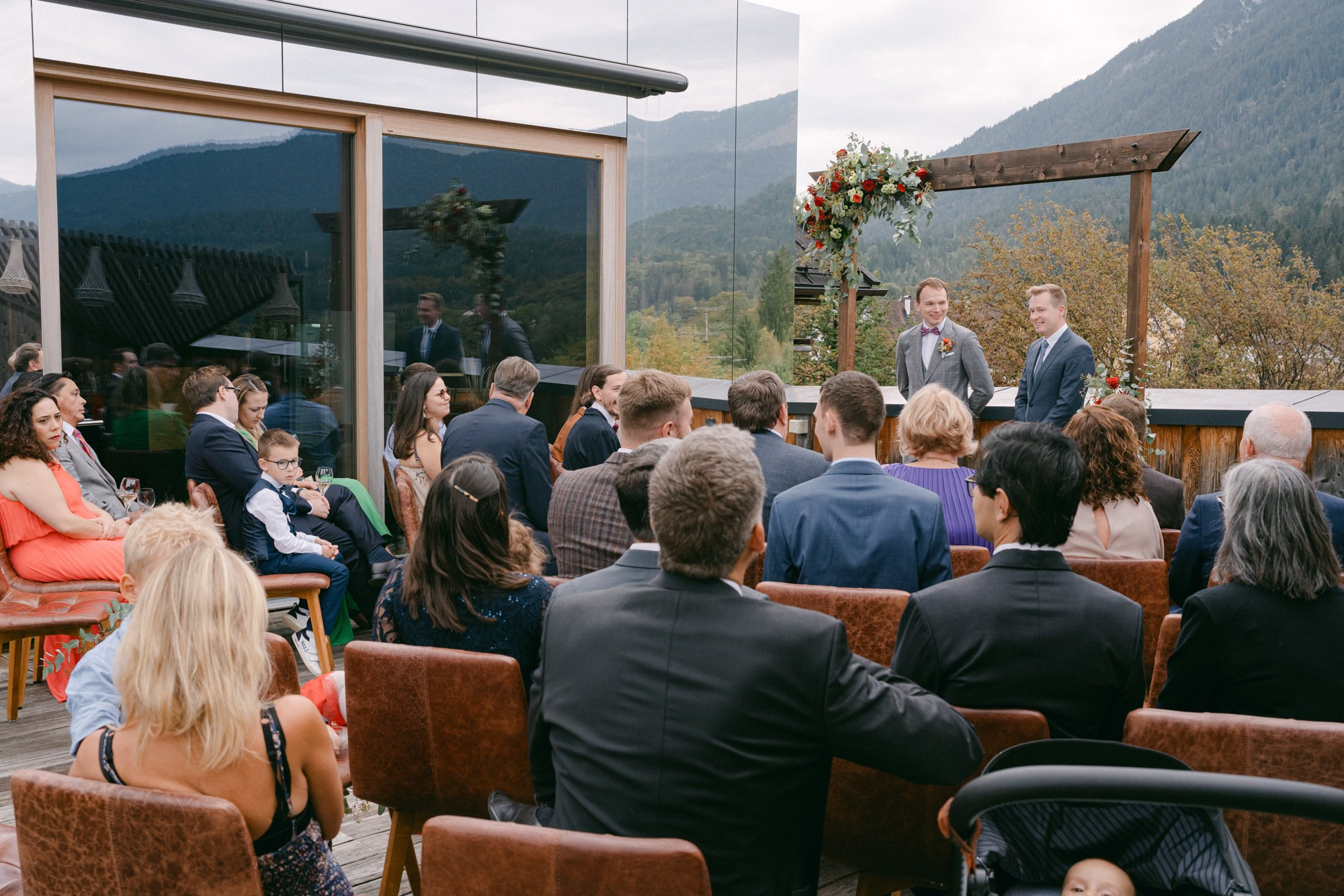 Wedding photography in Werdenfelserei Garmisch-Partenkirchen. Inna Zaytseva Photography | Fotografin in München | Content Creation