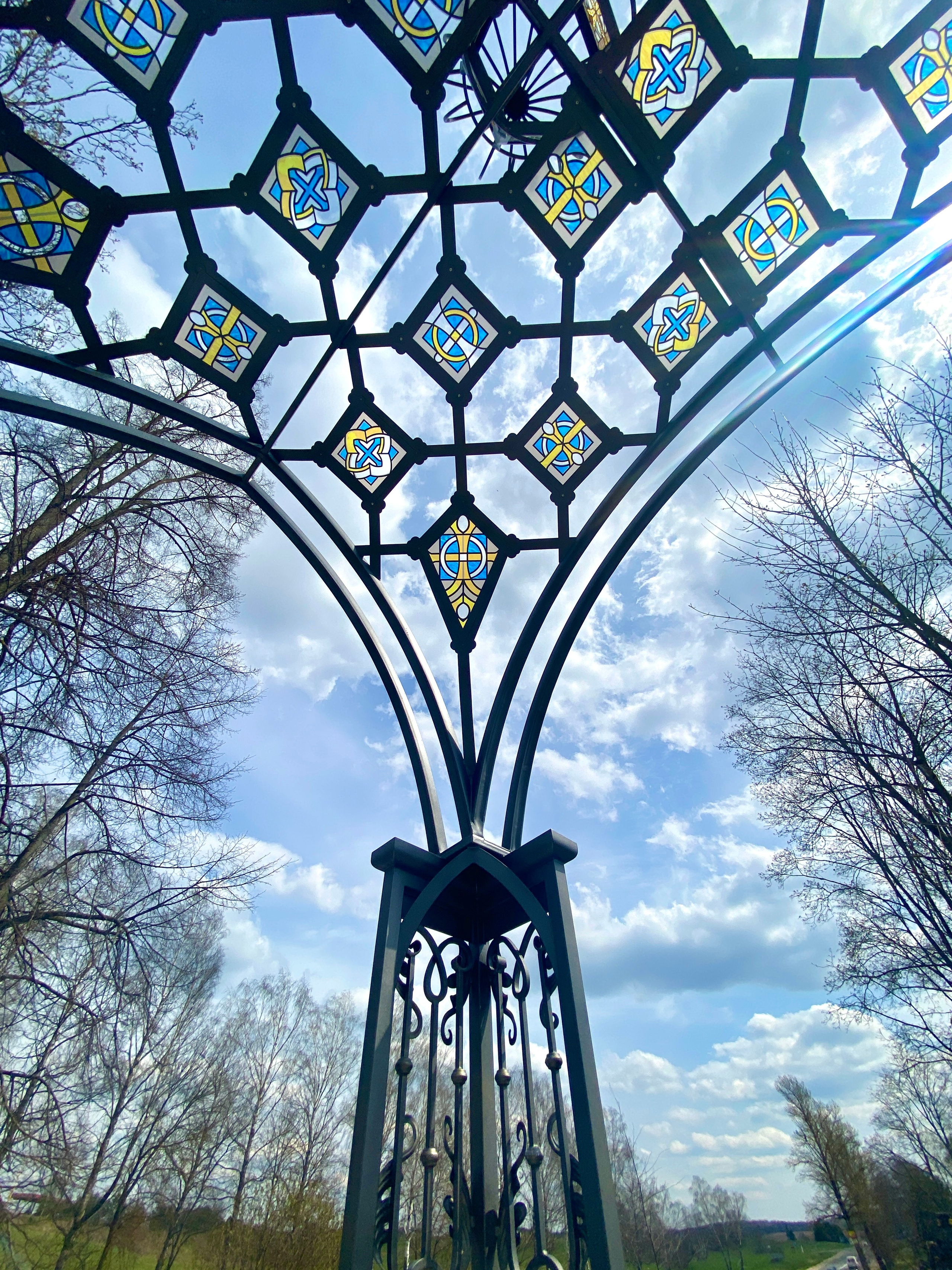 Красненский некрополь. Скульптор кузнец Мария Тарлецкая