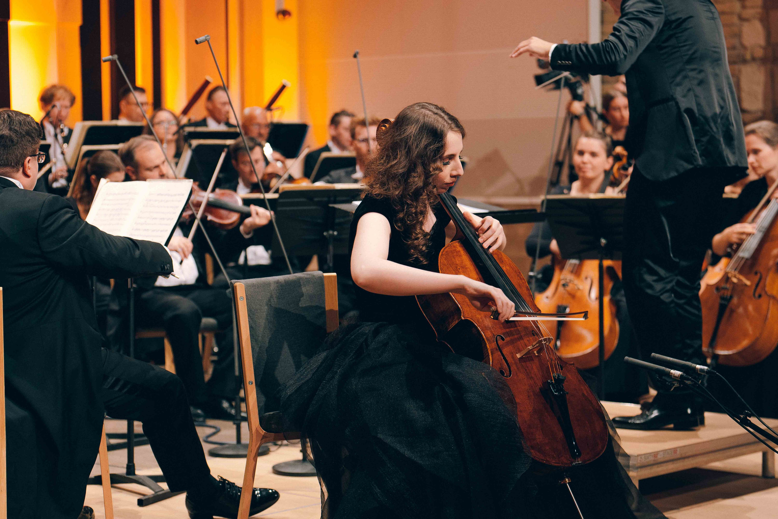 BUDAPEST MUSIC CENTER. Wedding&Event photographer Ismail Rzayev in Baku