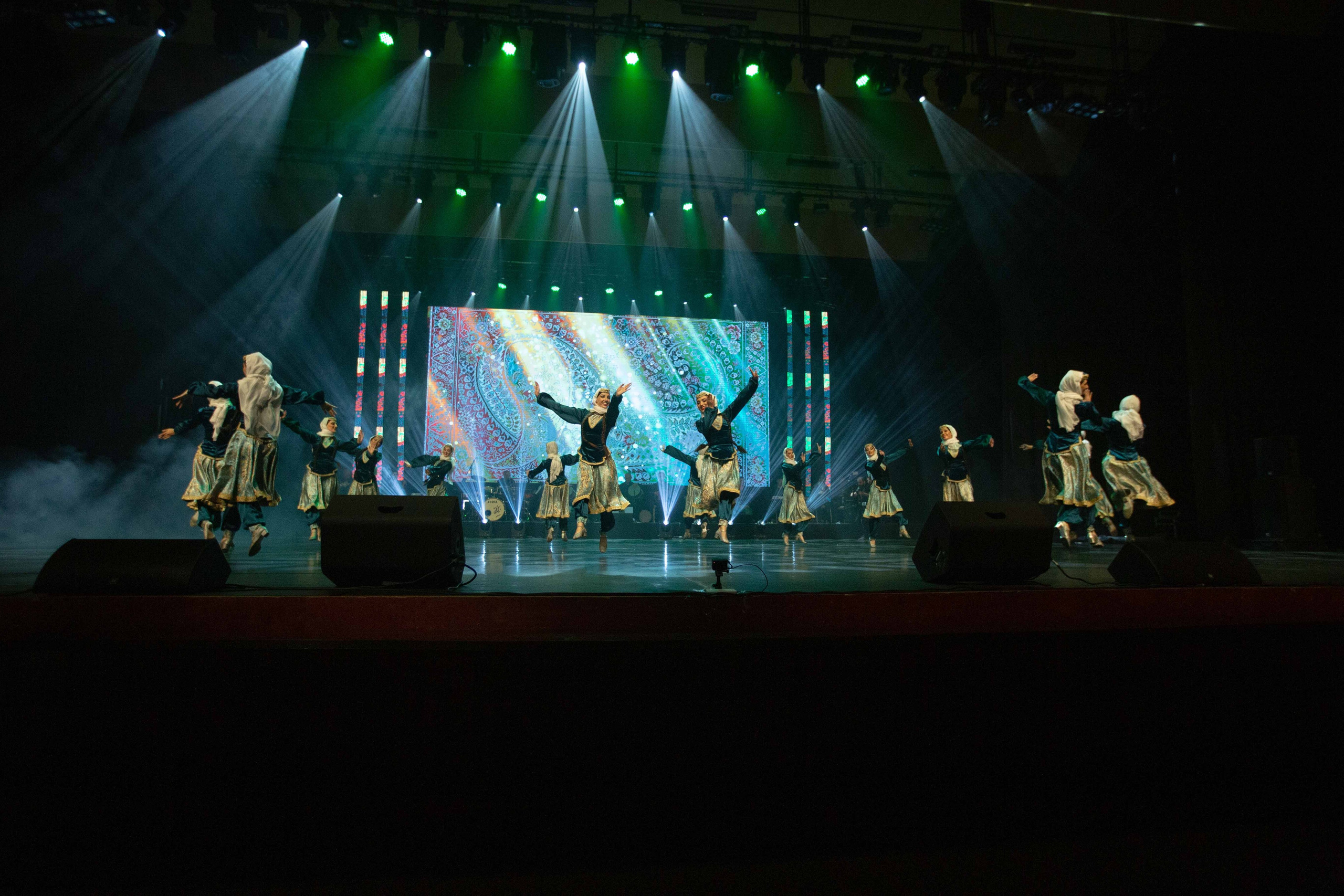 STATE DANCE ENSEMBLE. Wedding&Event photographer Ismail Rzayev in Baku