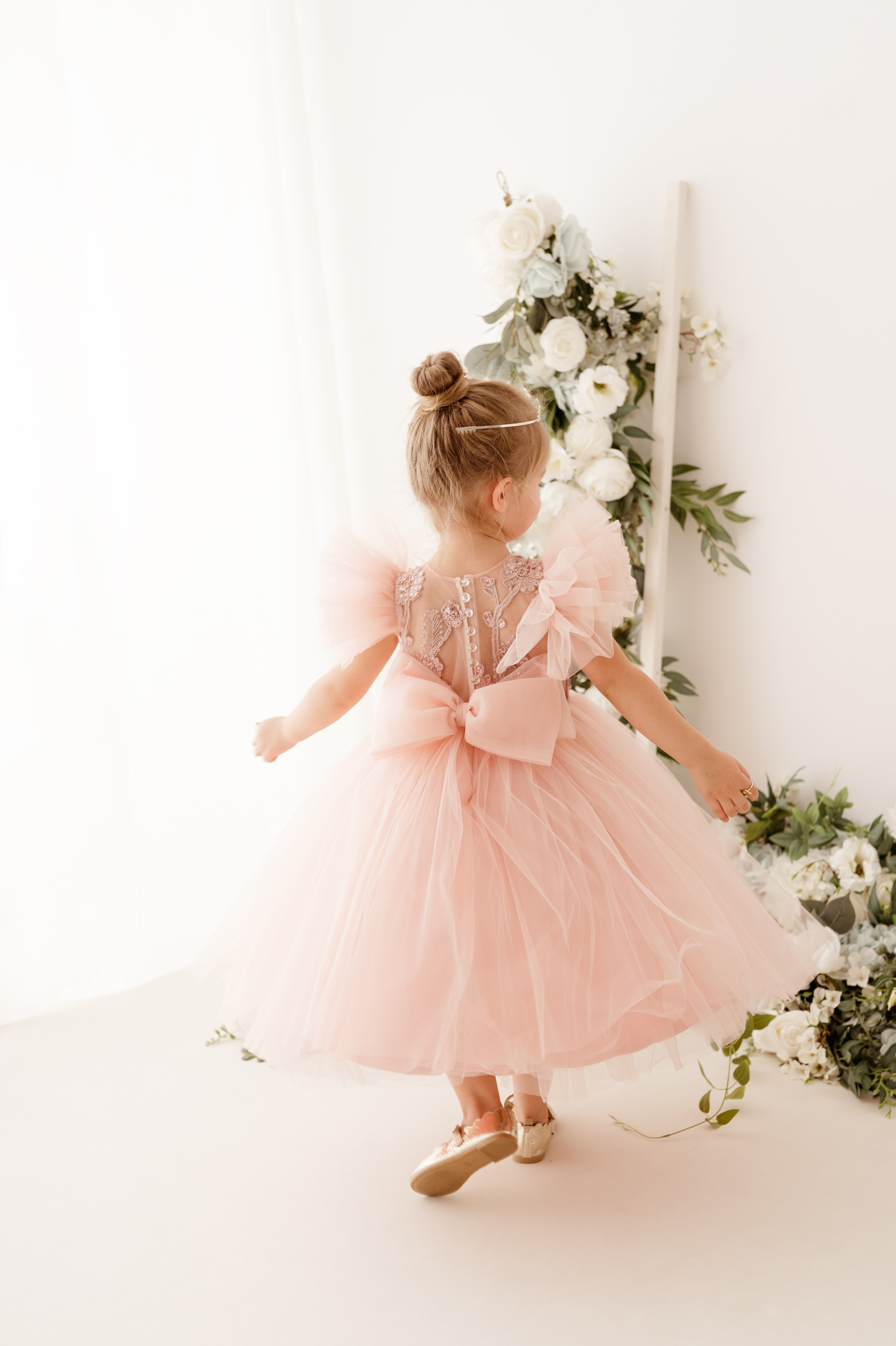 3 urodziny Emilki. Fotograf Łódź - sesja ciążowa, noworodkowa, dziecięca. Studio w Łodzi