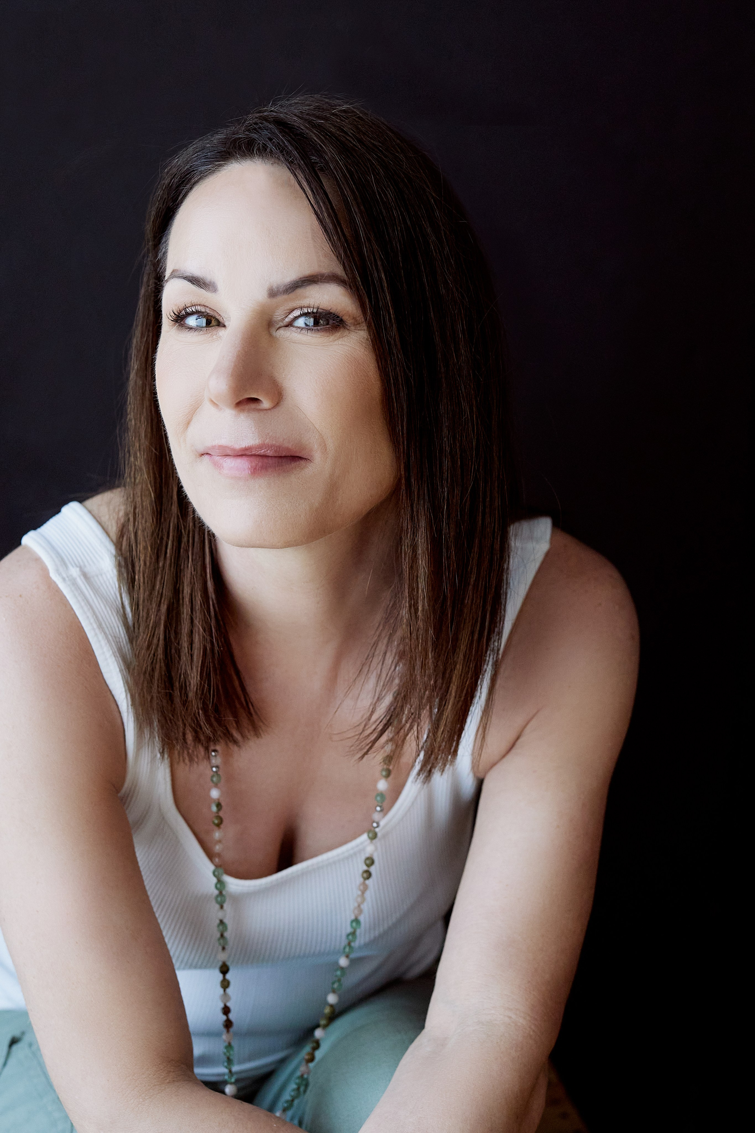 New Tecumseth Headshot Photographer. Portrait and Personal Brand Photographer in Simcoe County, Ontario, Bobbi-jo Stuart