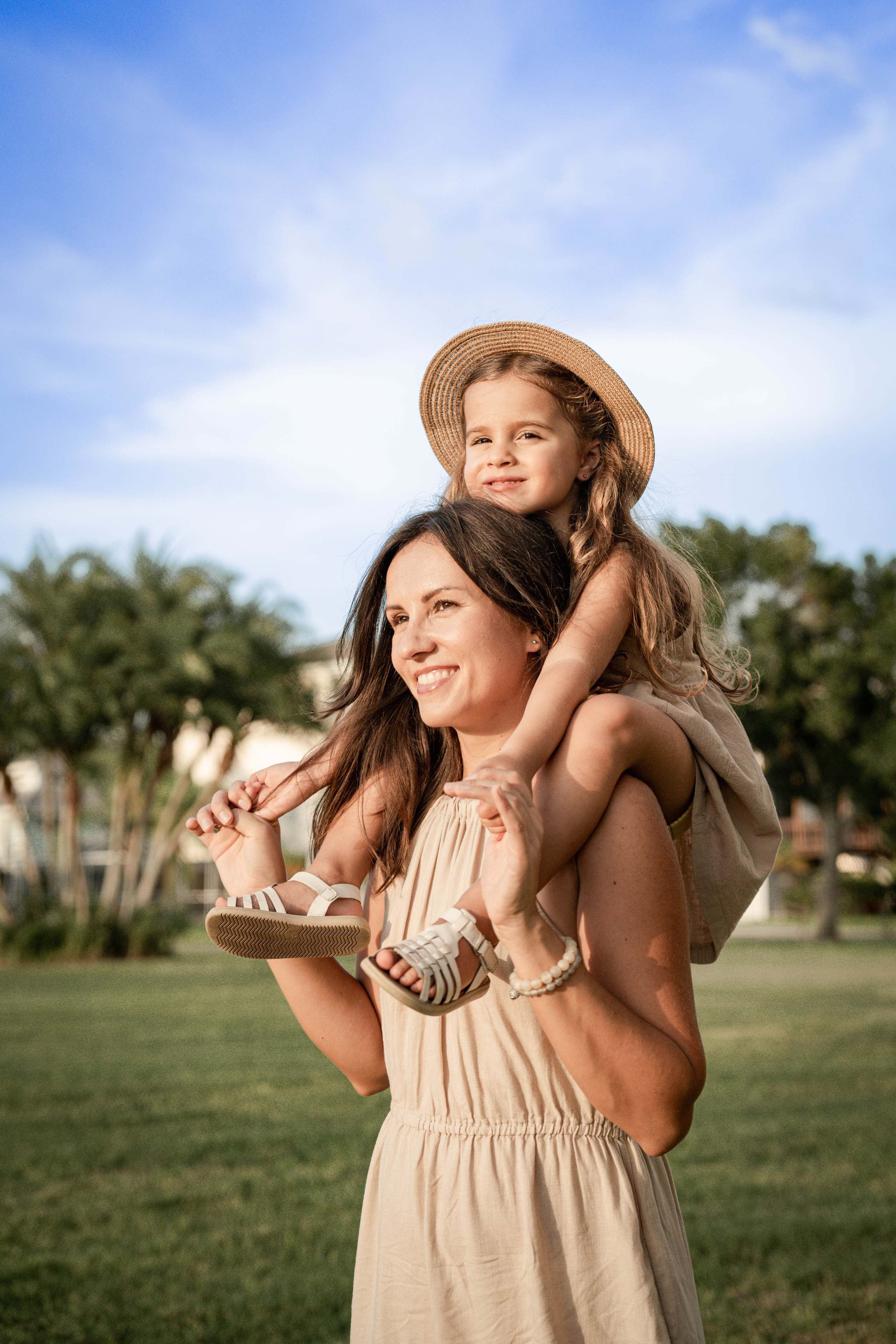 Anastasiia & Yeseniya. Welcome to my video and photo world!