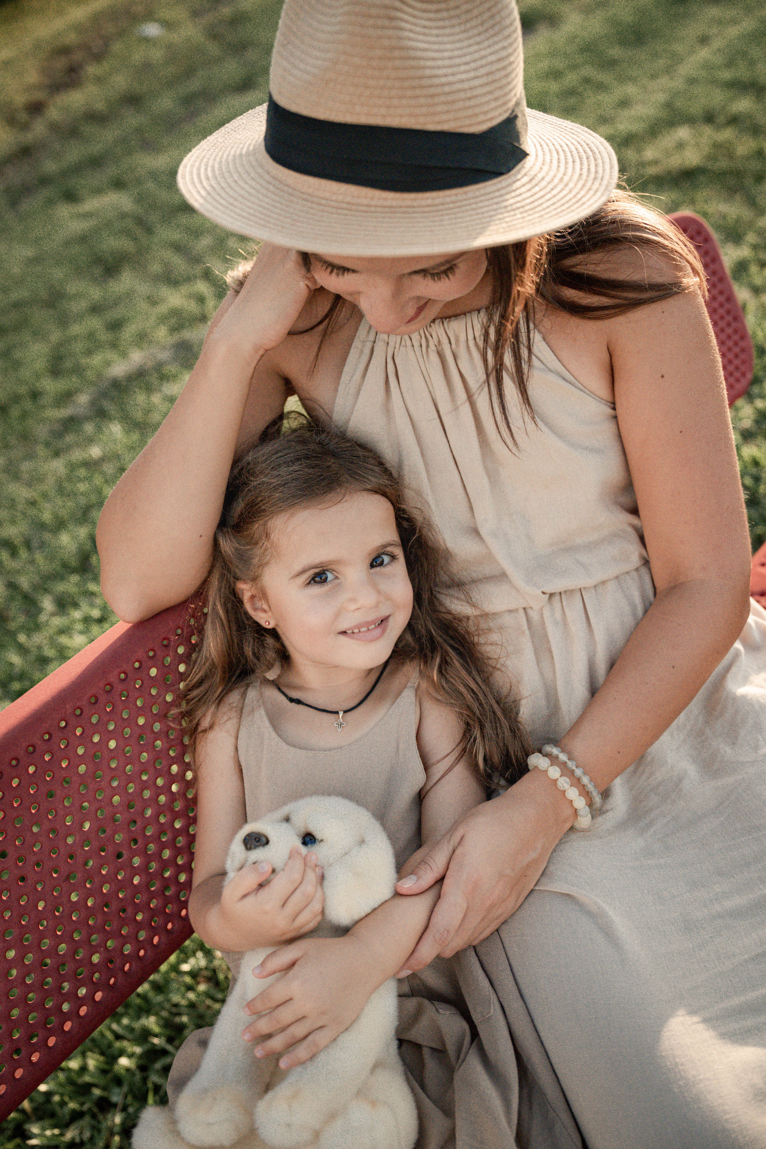 Anastasiia & Yeseniya. Welcome to my video and photo world!