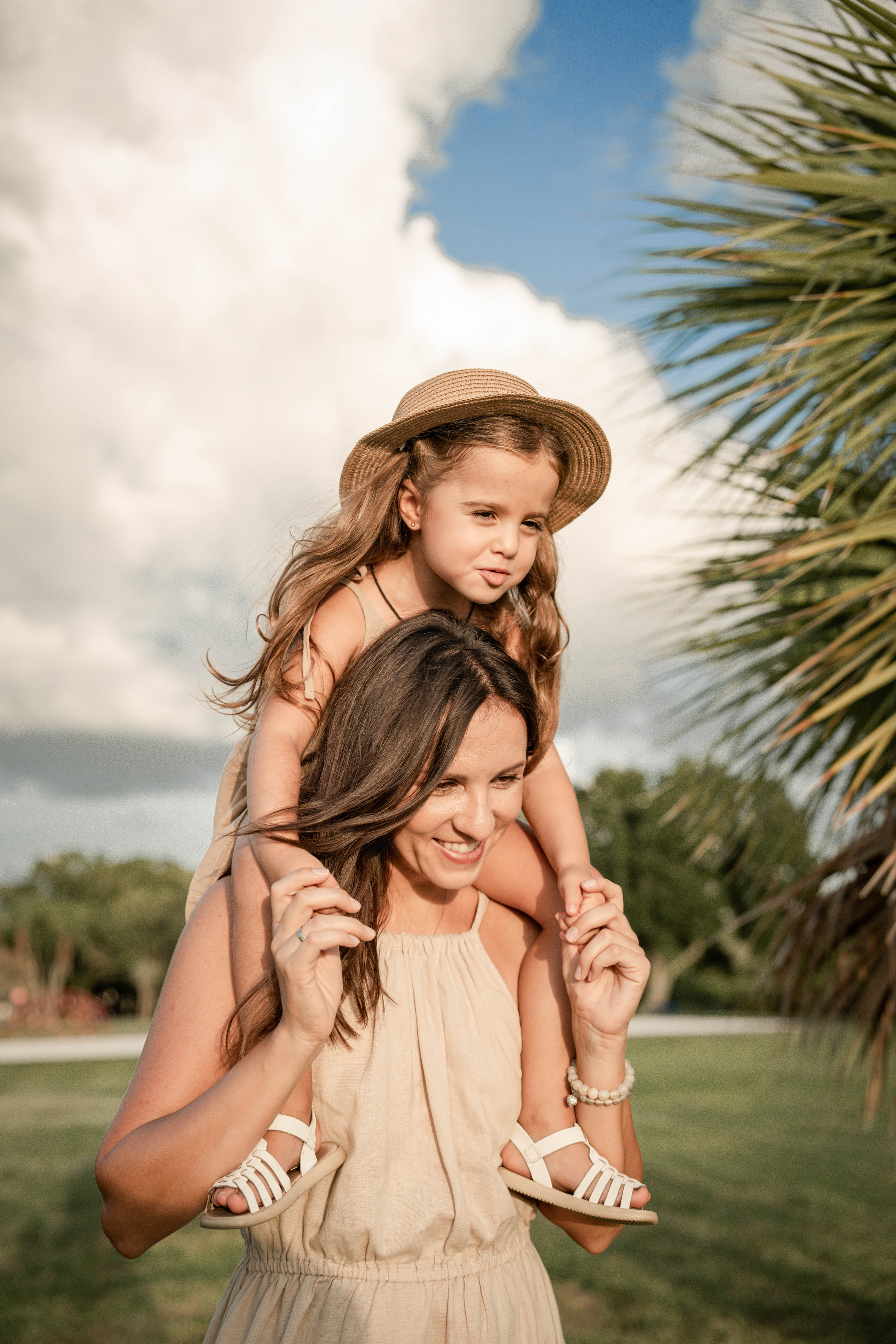 Anastasiia & Yeseniya. Welcome to my video and photo world!