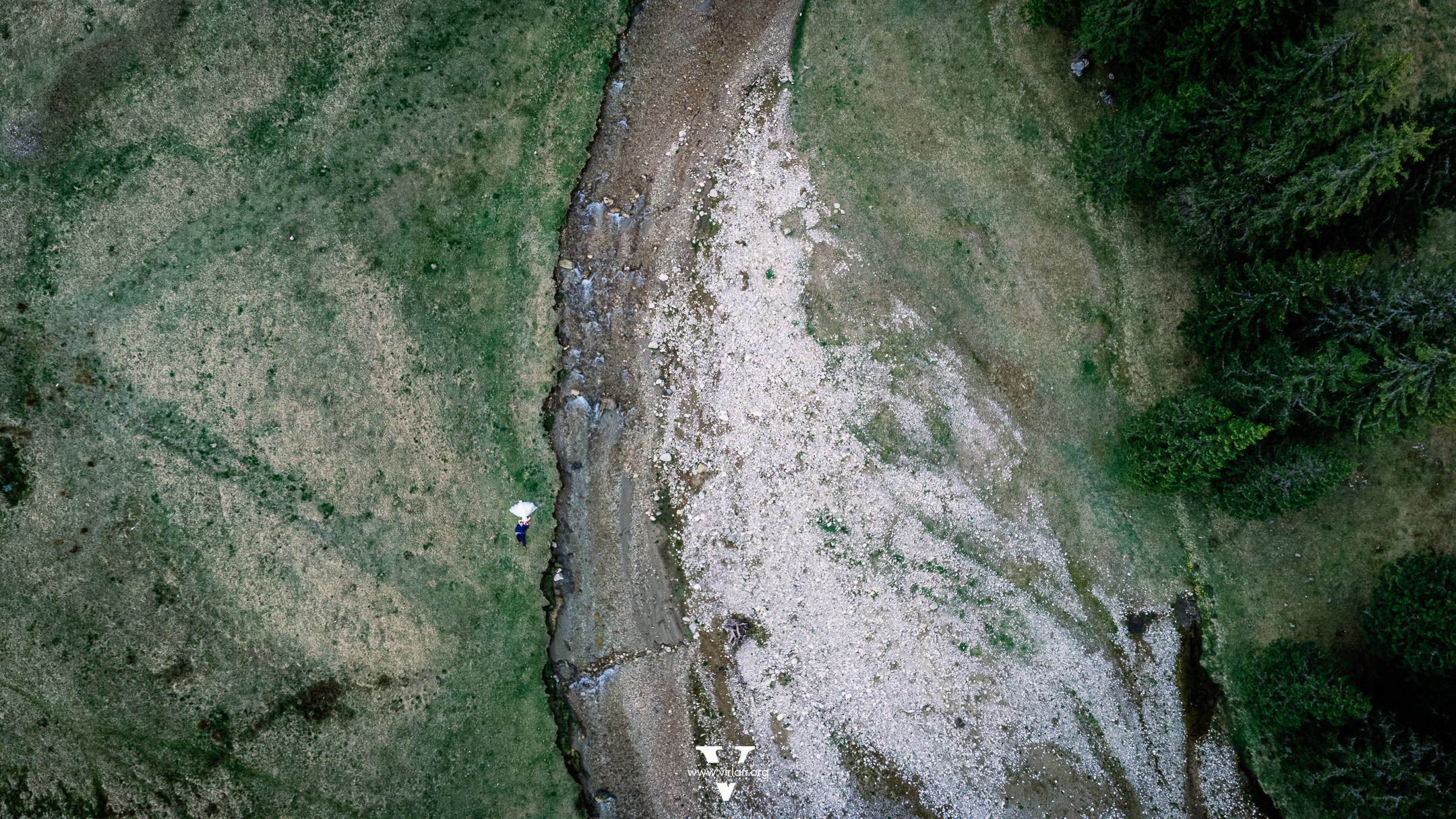 Fotografie de nunta. Cosmin Virlan - Fotograf de eveniment din Târgoviște