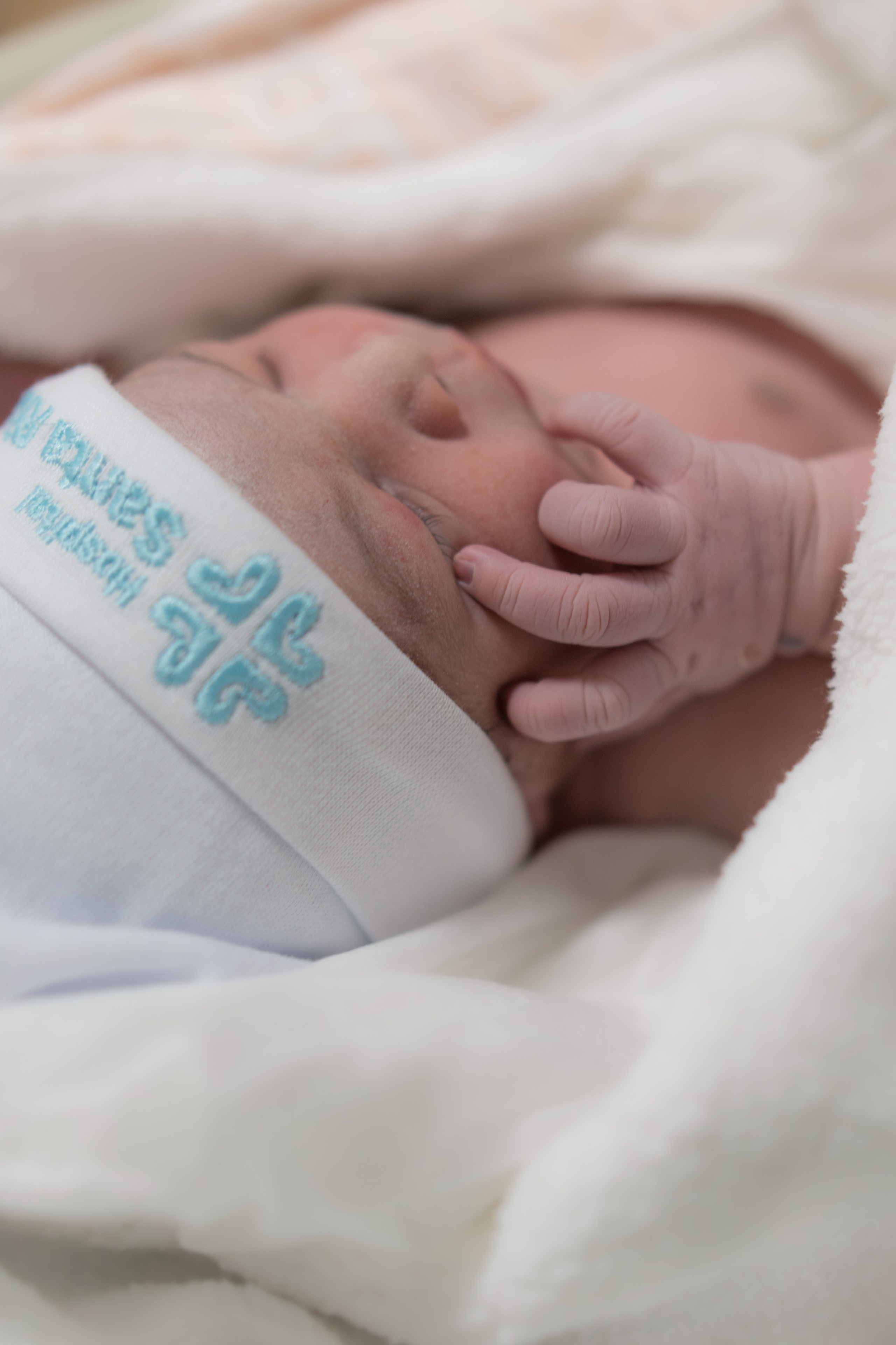 2024-10-25 | Parto — Elisa. Lembrar não é só ver. É sentir de novo