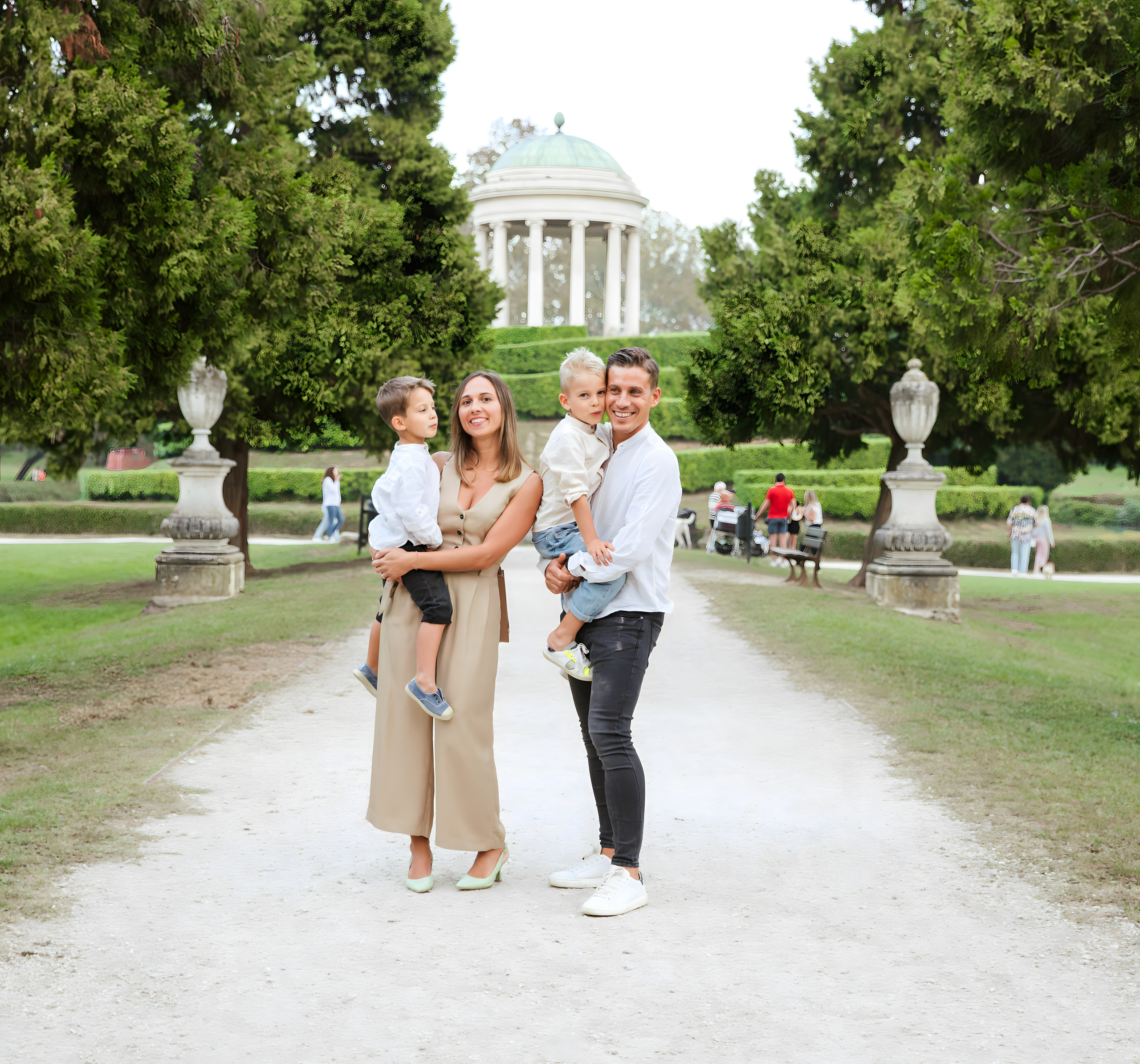 Maggie e la sua bellissima famiglia. Luci e Capricci Photography