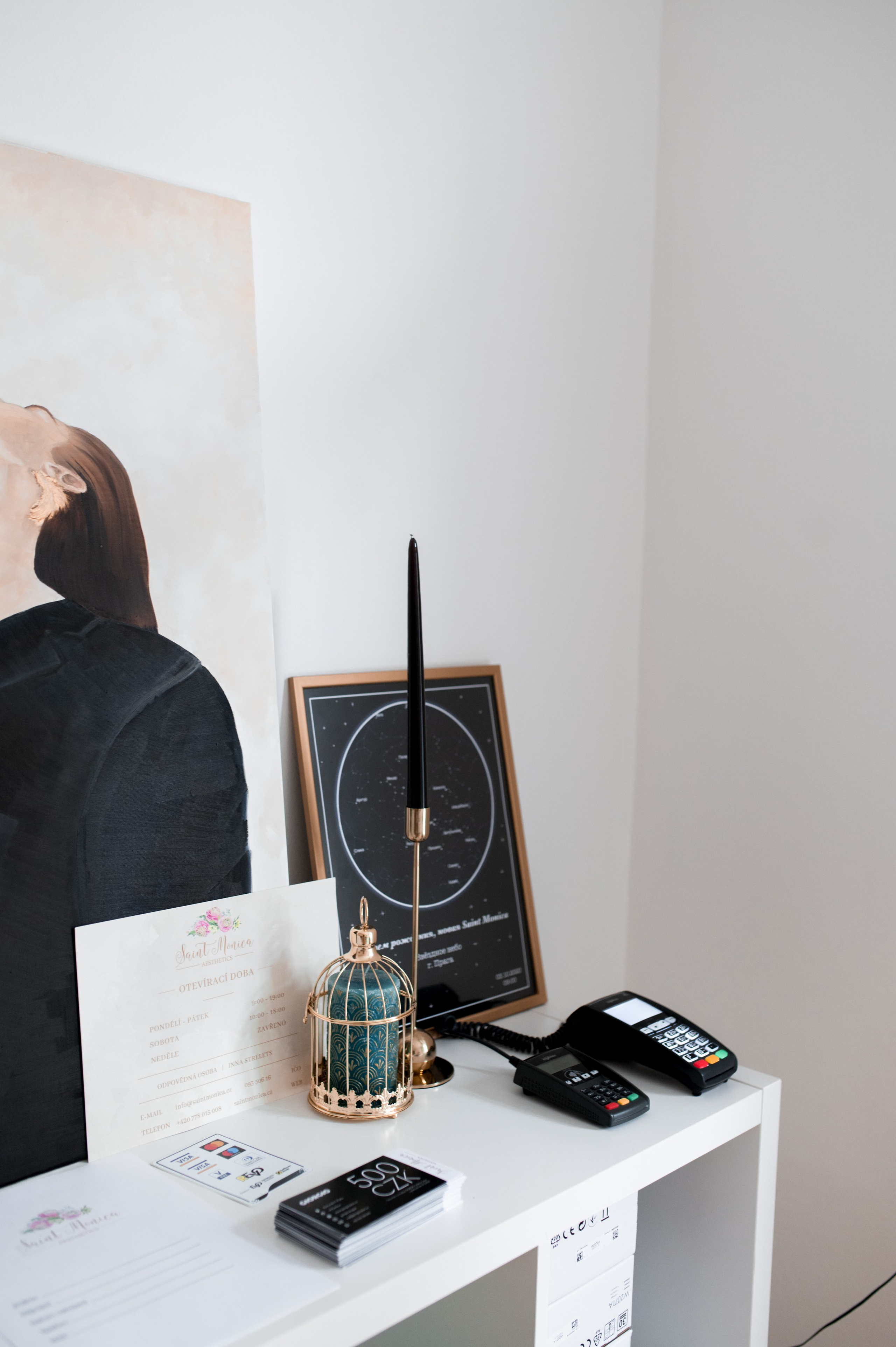 Saint Monica beauty studio in Prague. ANNA-MARIA PHOTO CONTENT CREATOR — фотограф, эстет, художник и визуальный эксперт в Instagram, работающий в Праге