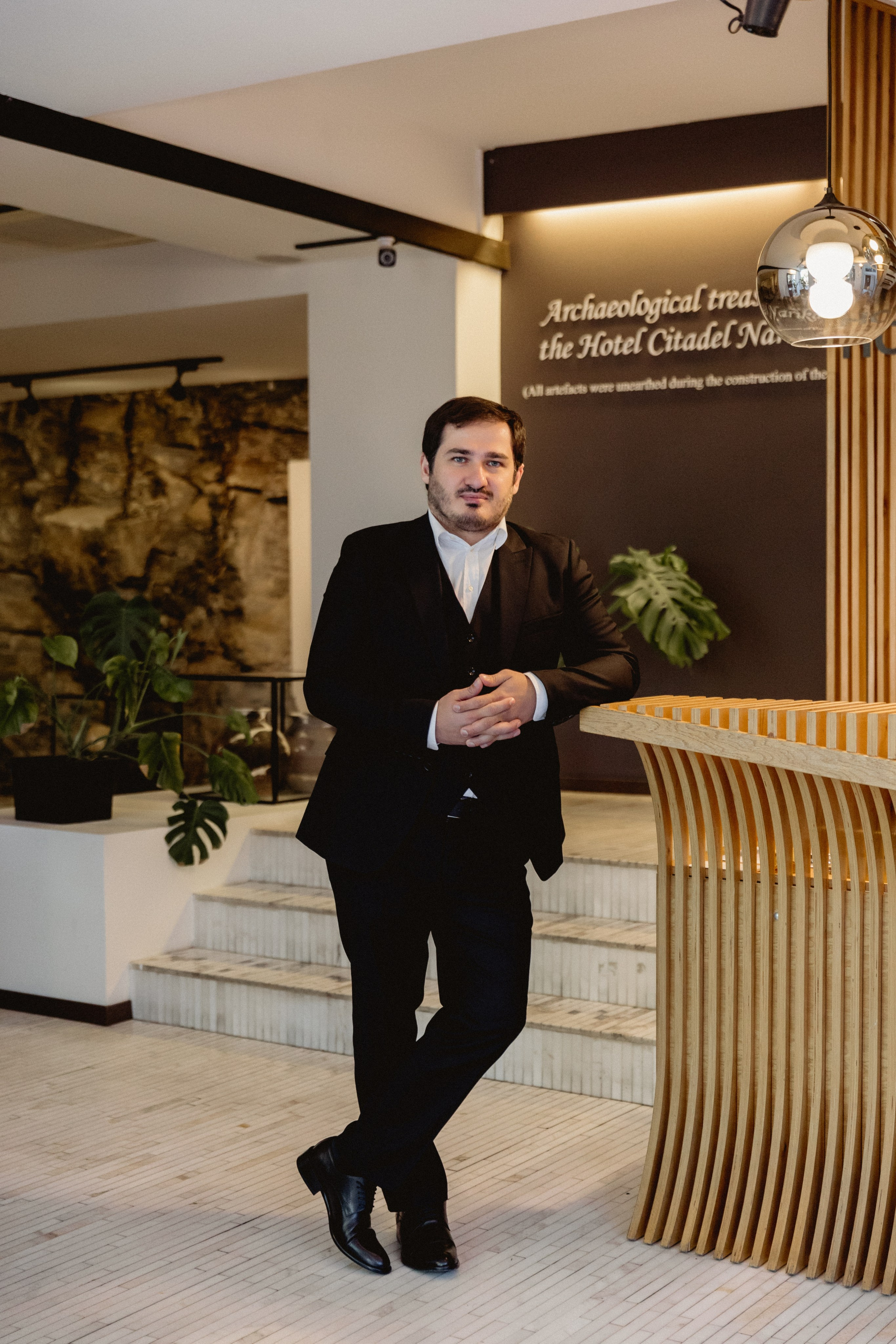 Alexandra & Koba. Photographer Anna Nazarenko