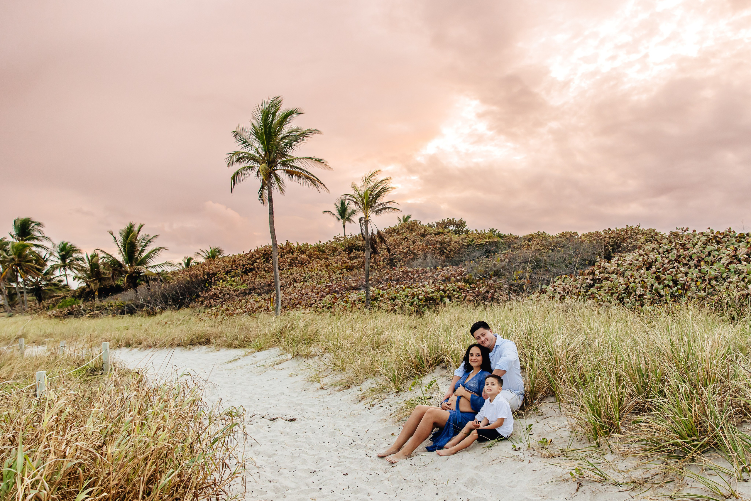 Family. Alya Leto Photographer