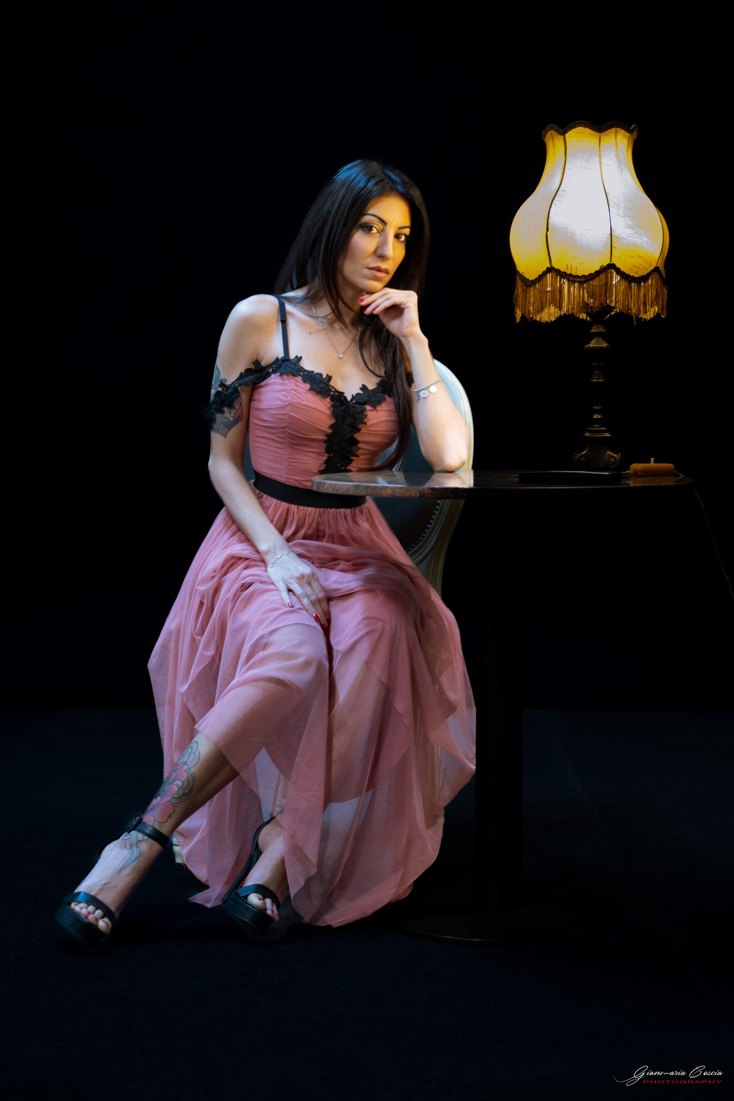 Modella led Colorati. “Gianmaria Coscia fotografo per passione”