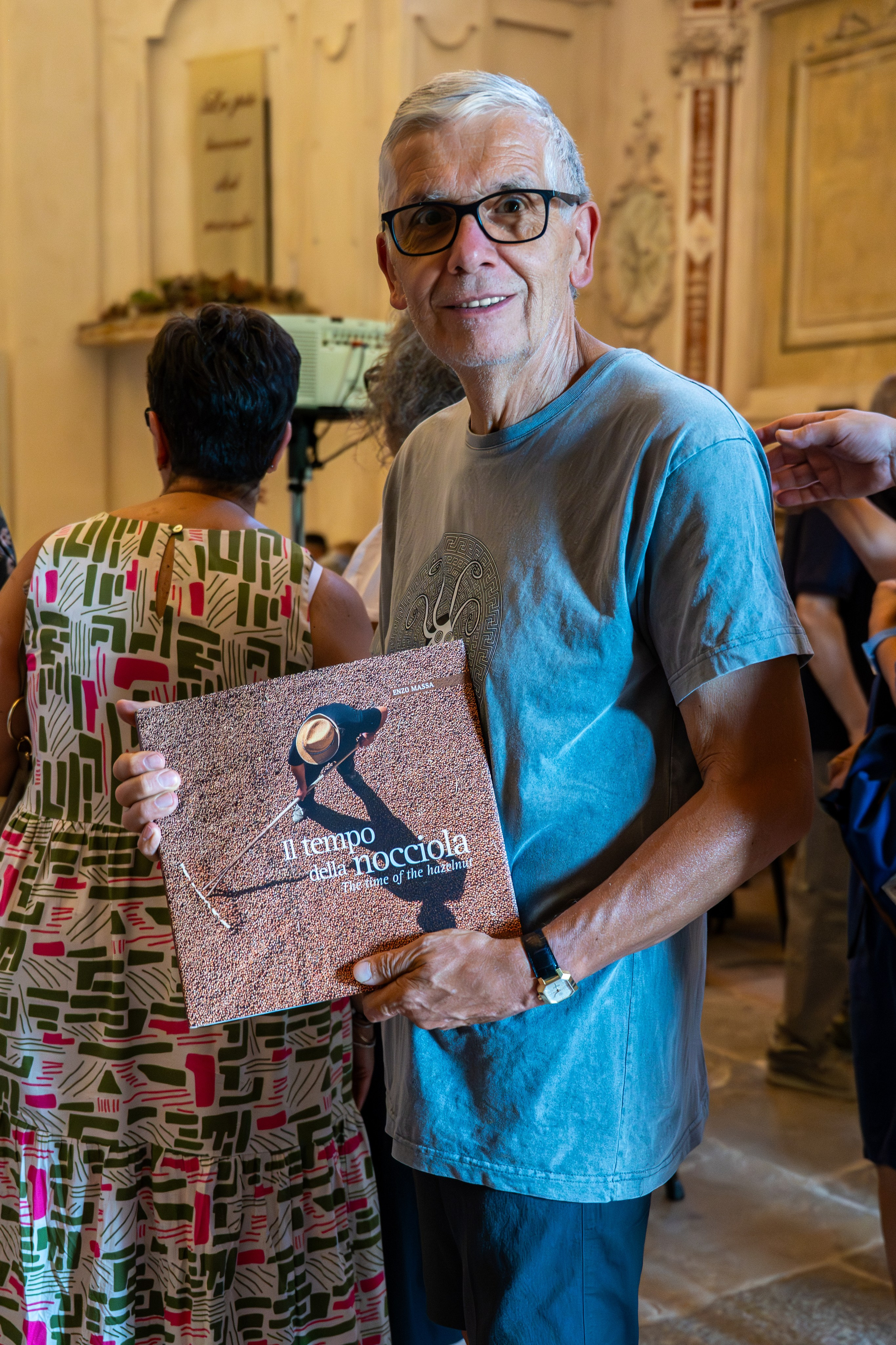 Il Tempo della Nocciola di Enzo Massa. “Gianmaria Coscia fotografo per passione”