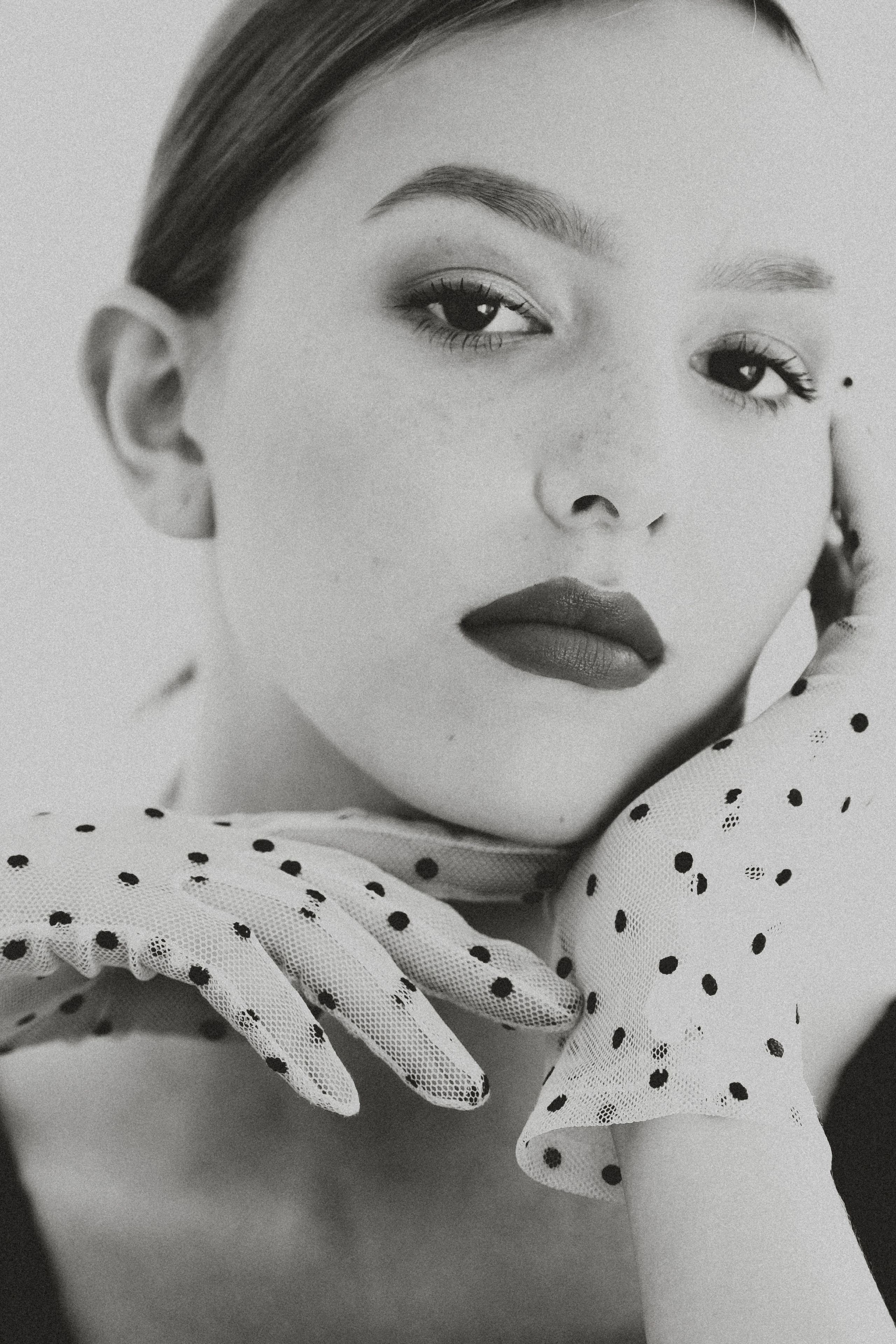 Portraits BW. Sandra Garanca Portrait and event photographer