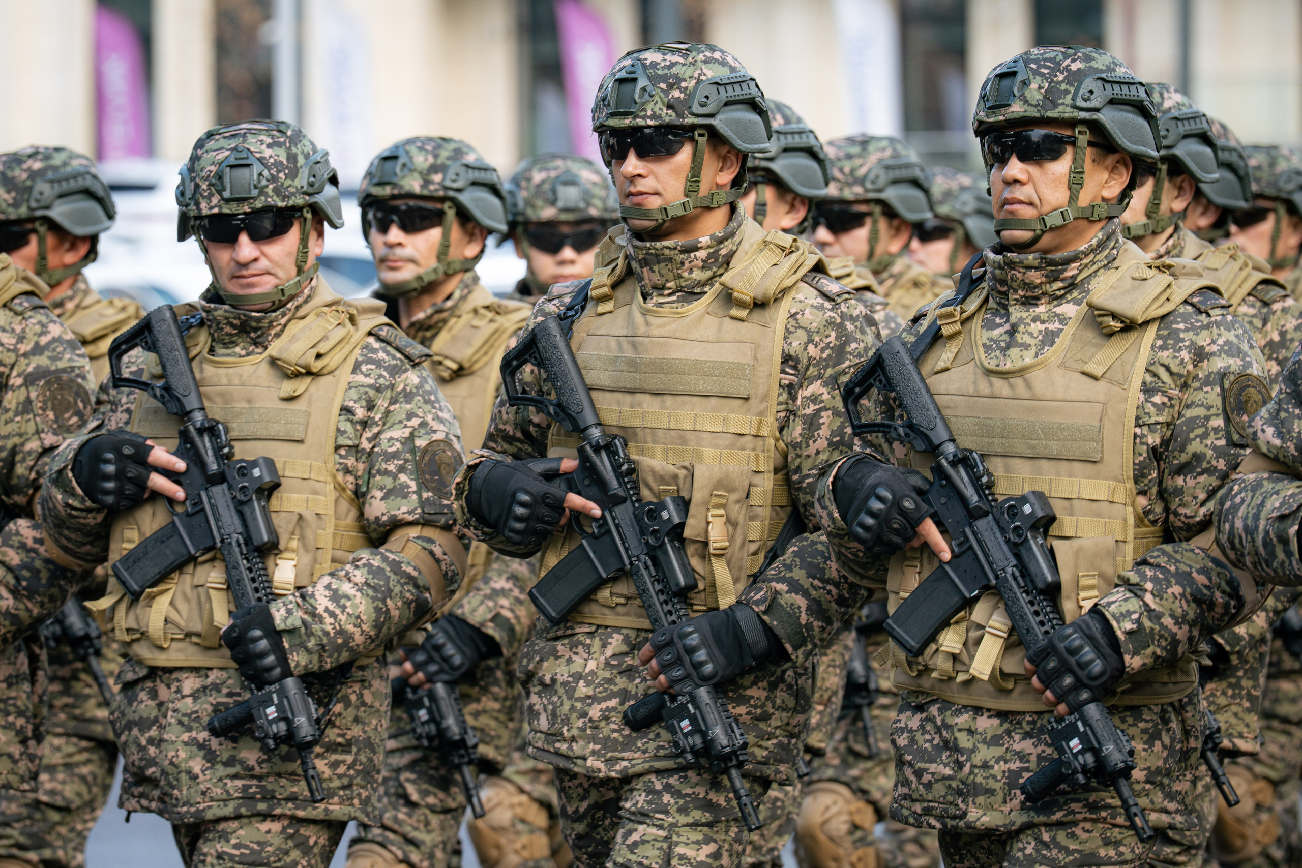 В Ташкенте прошел парад ко Дню защитников Родины. Георгий Намазов | Фотограф в Ташкенте