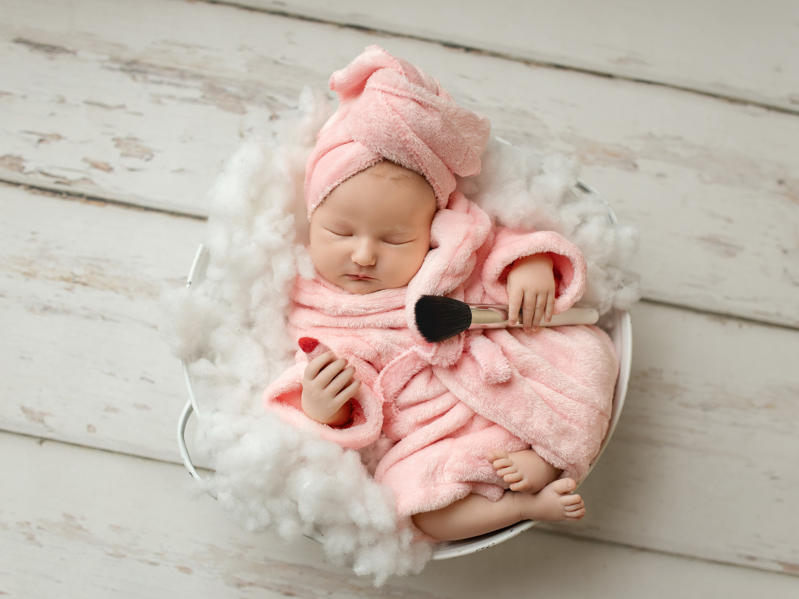 Esu Aleksandra naujagimių ir kudikių fotografė iš Vilniaus