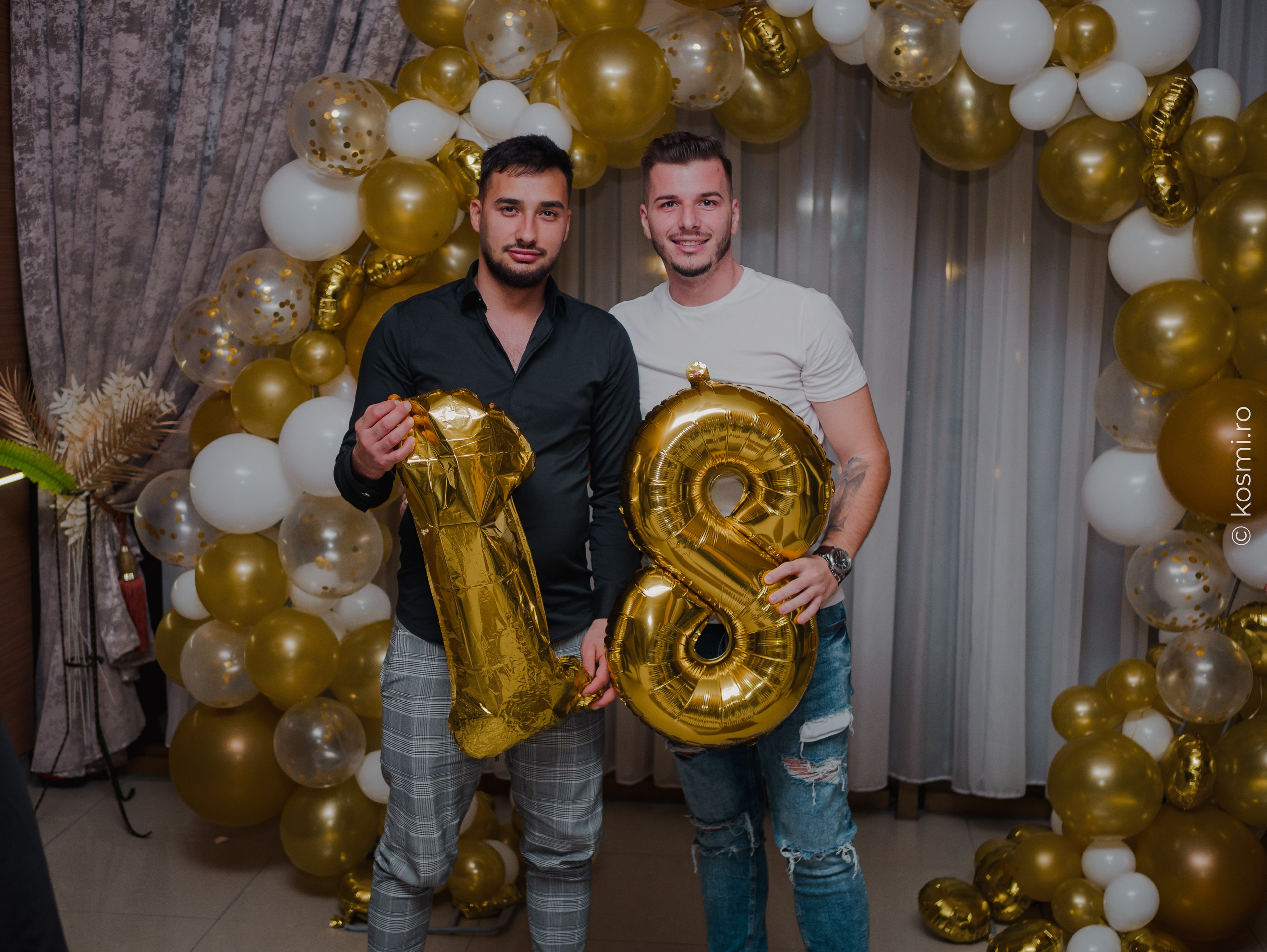 Majorat Andreea. Kosmi