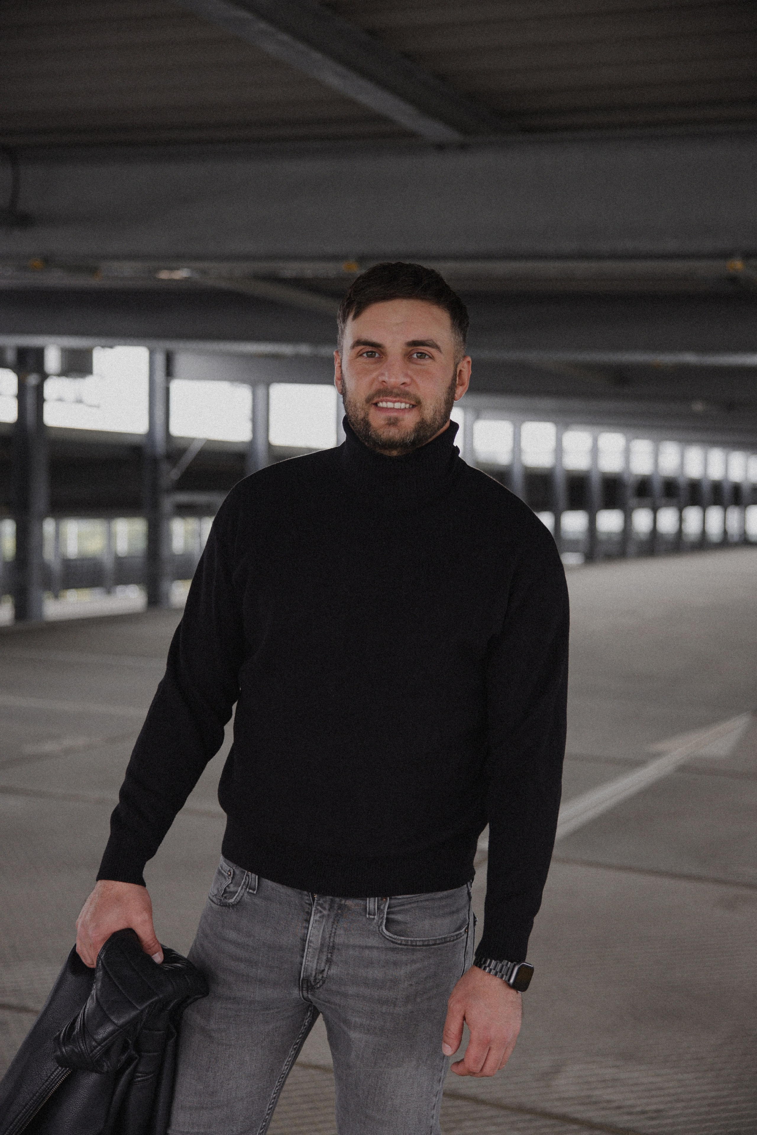 Liridon I Draußen. Hochzeitsfotografin Bochum | Halyna Reiche Fotografie NRW