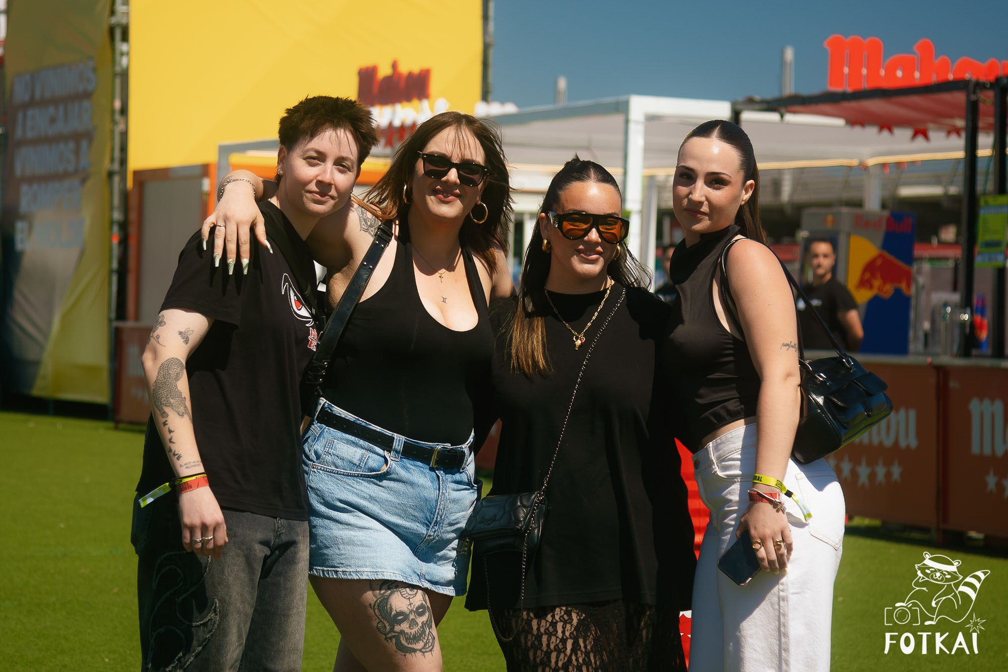 Costa Sonora 2026 Alicante Day 2 Photos — Search Yourself, Friends and Festival People | FOTKAI