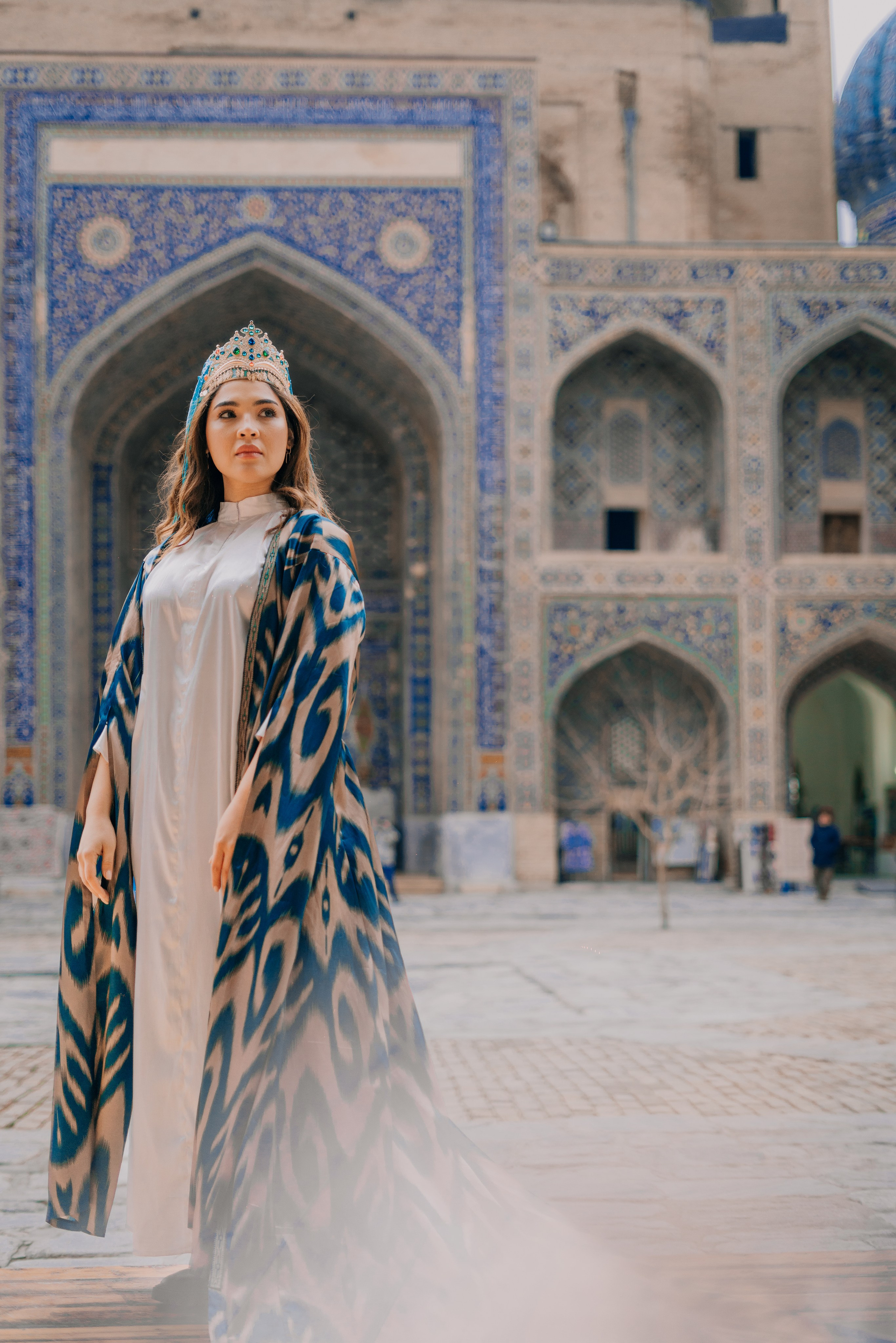 Photo walk on Registan Square. Photographer in Uzbekistan and Samarkand Djasur Marupov
