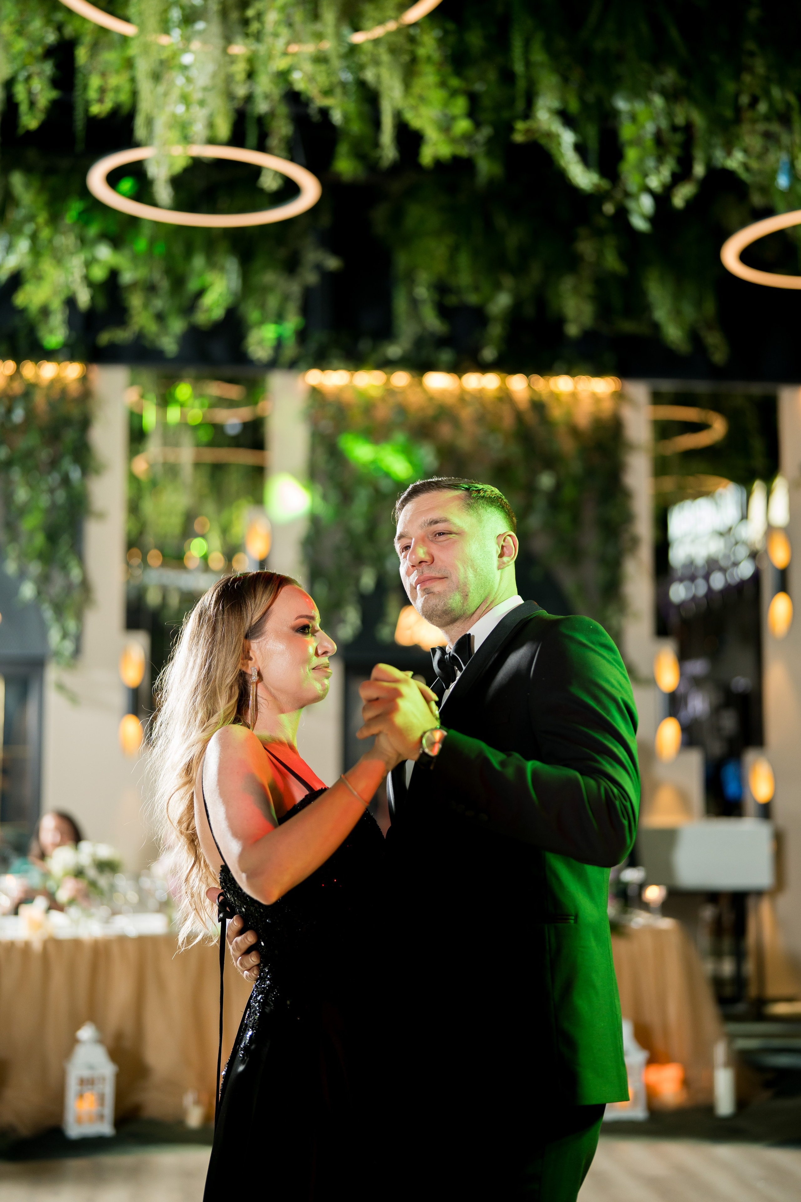 PARTY. Gabriel Florea — Fotograf nuntă București