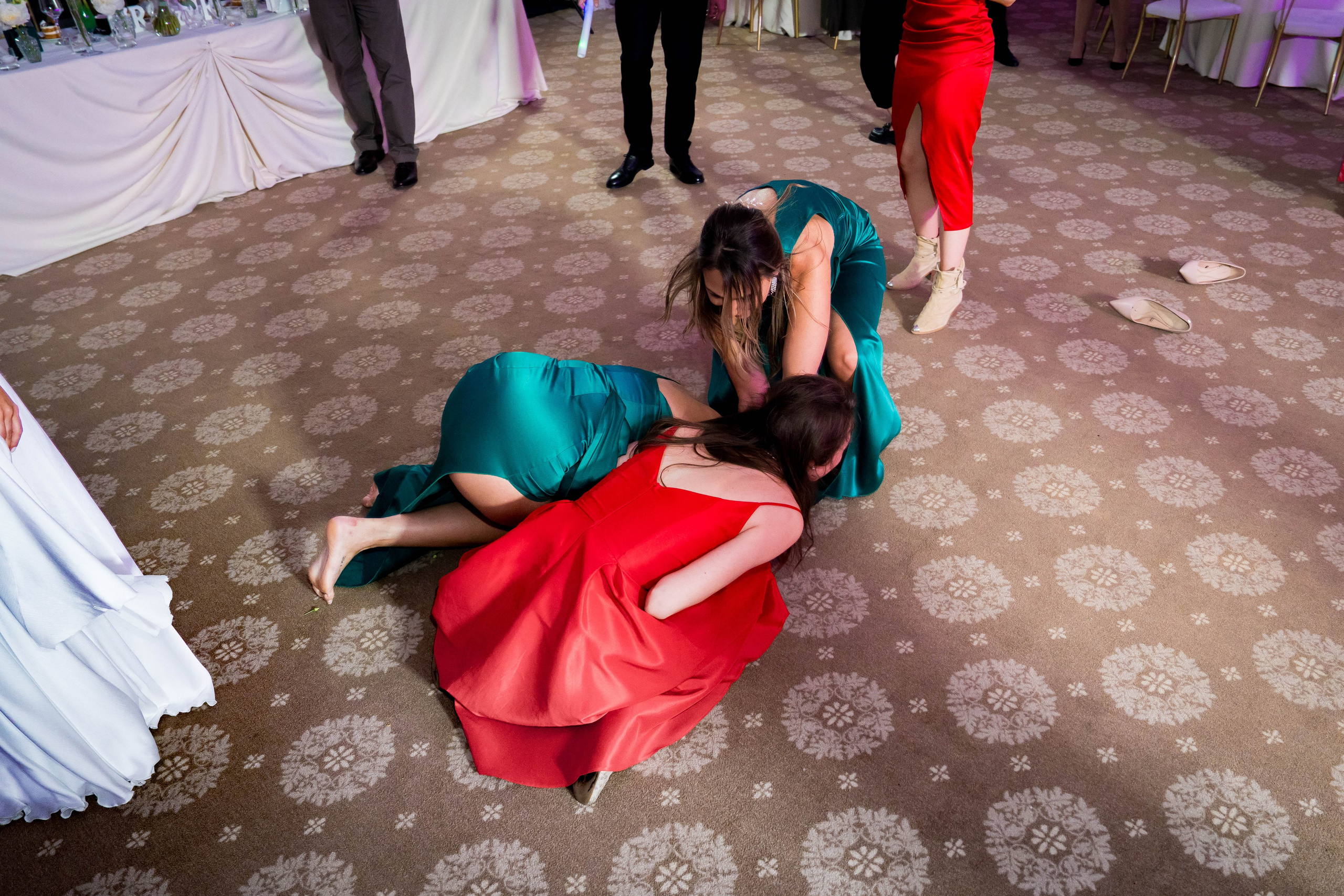 PARTY. Gabriel Florea — Fotograf nuntă București