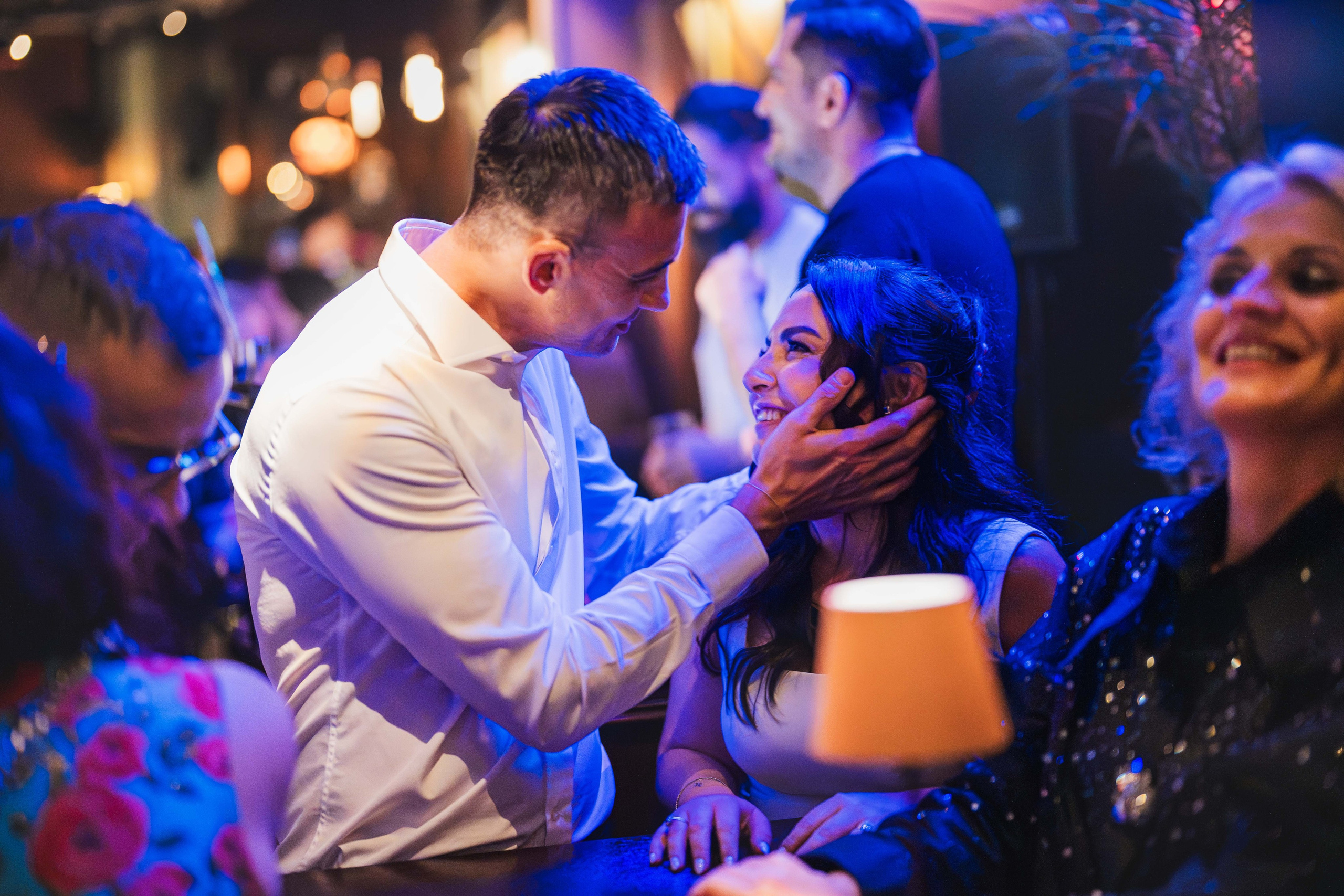 PARTY. Gabriel Florea — Fotograf nuntă București