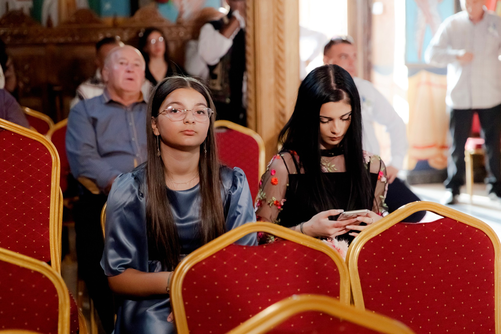 Mihai & Oana. Servicii foto-video profesionale, pentru momente de neuitat