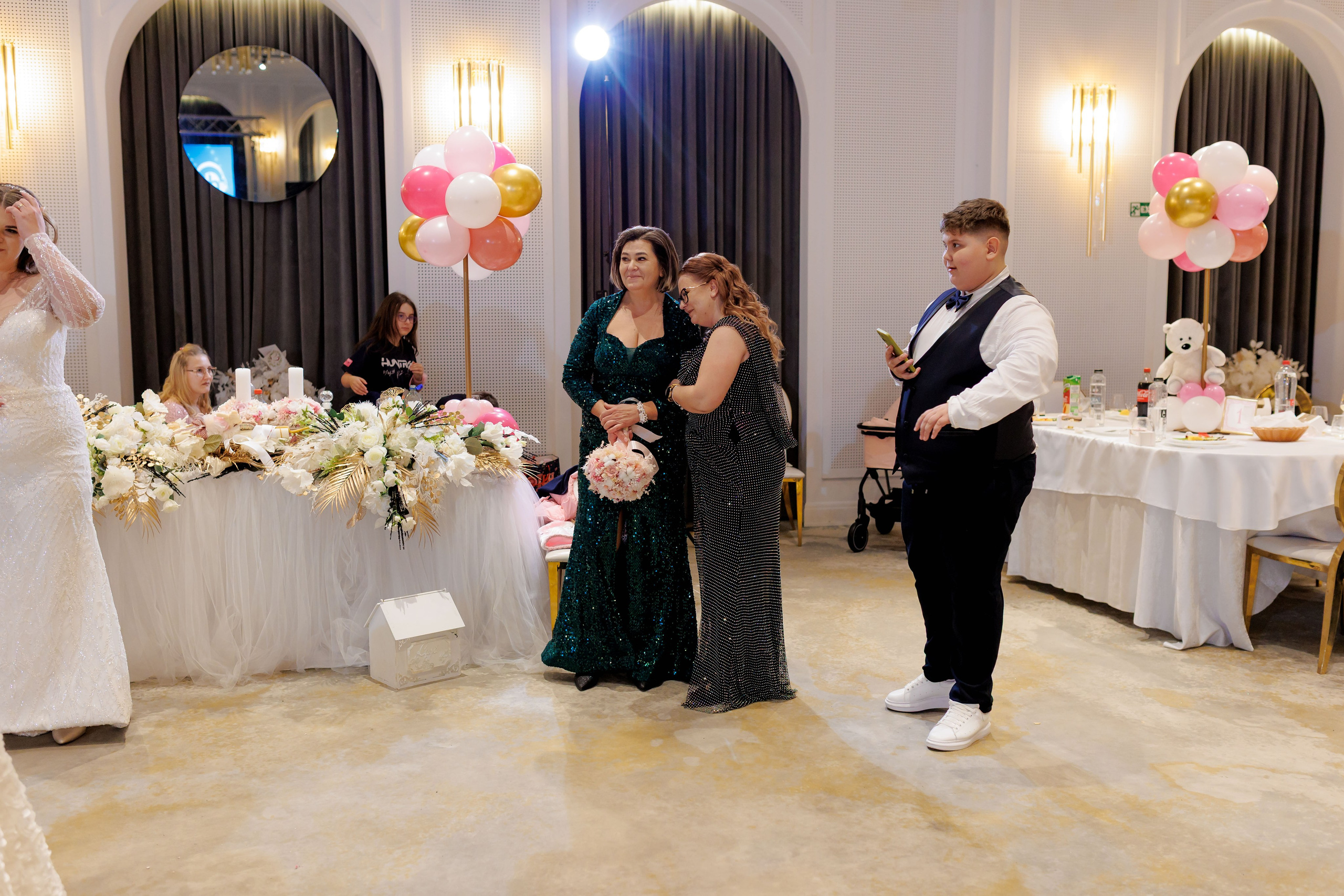 Povestea voastră, regizată de noi |Cristi Turculet Videograf Nuntă Suceava | wedding highlight. Servicii foto-video profesionale, pentru momente de neuitat