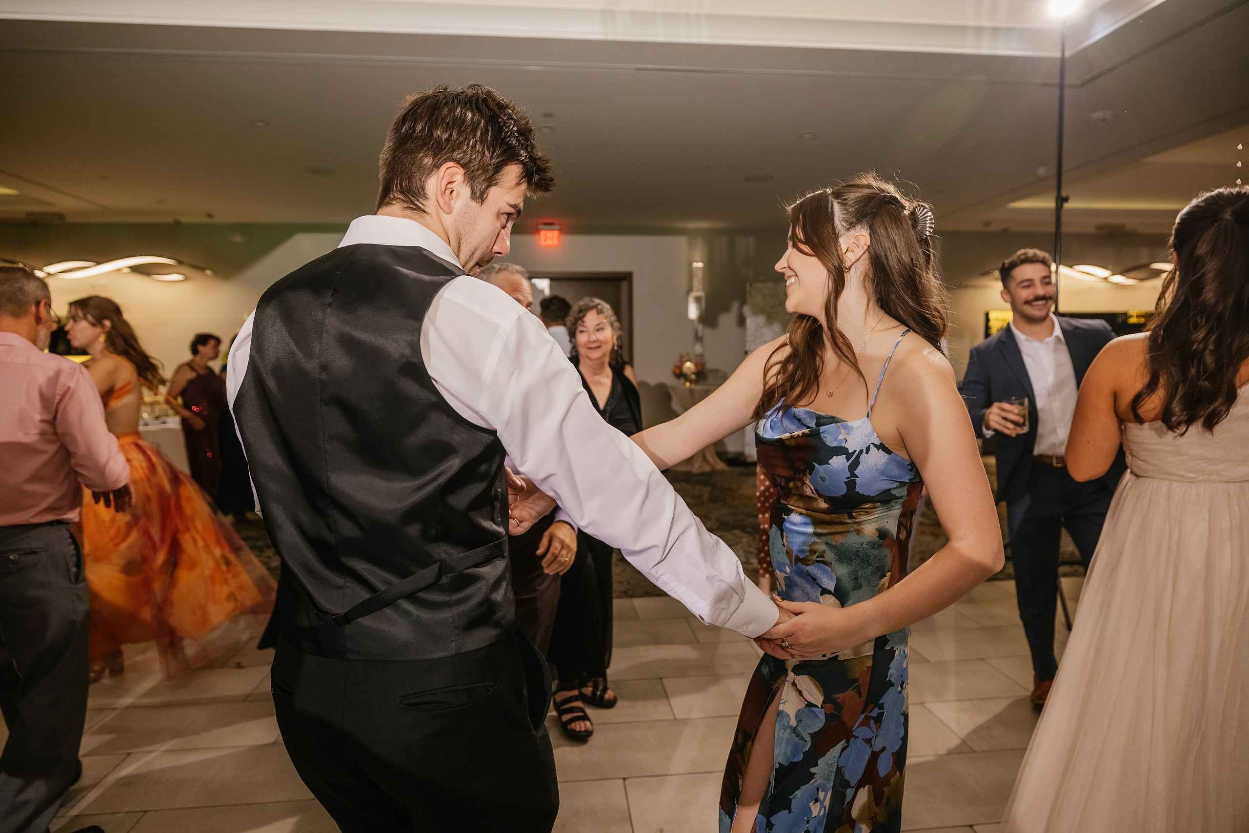 09.06.2025 Wedding. Wedding family event photographer in Chicago Nick Yushevich