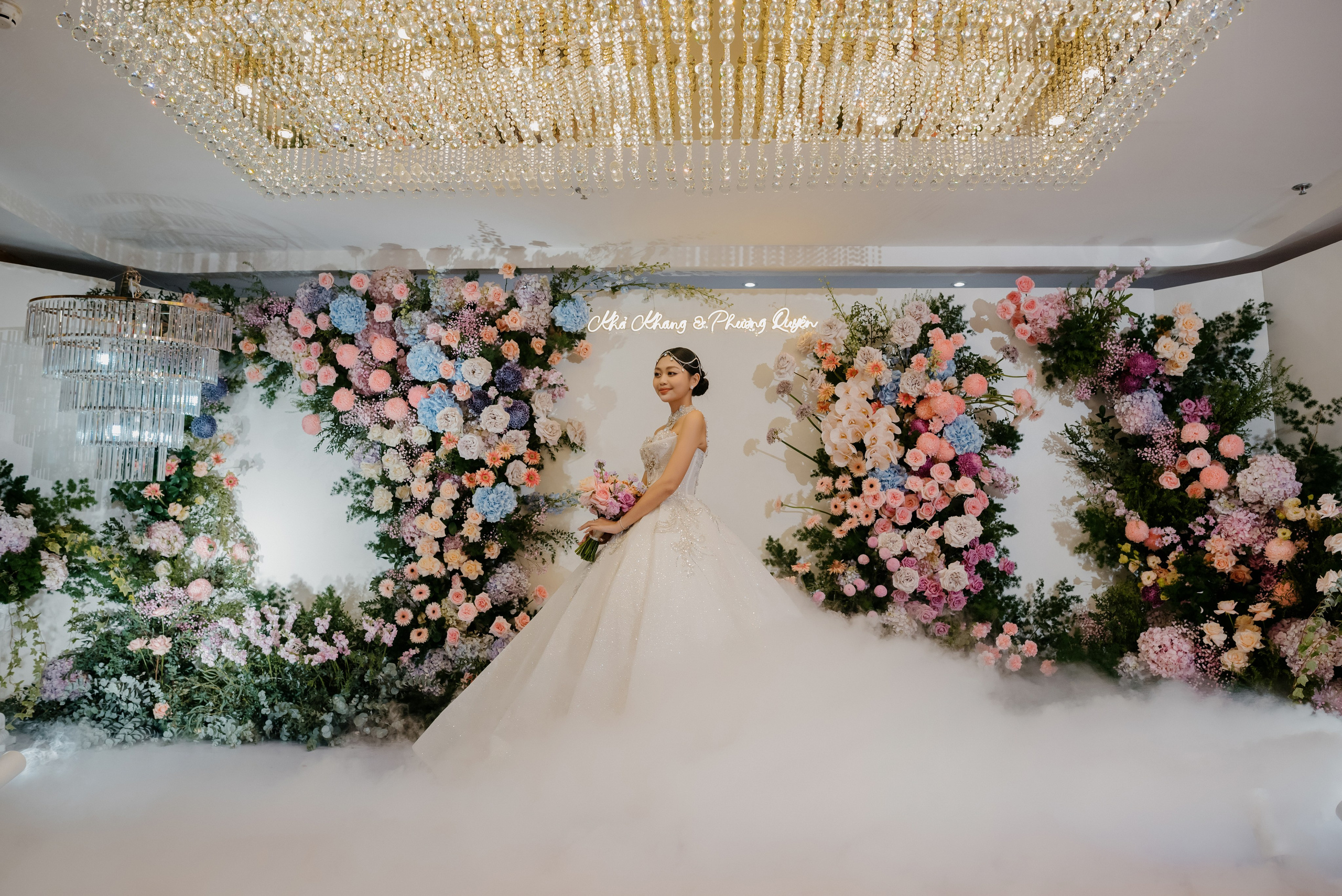 KHANG & QUYEN / Lavela Hotel. Saigon Wedding Present | Art Beyond Moments