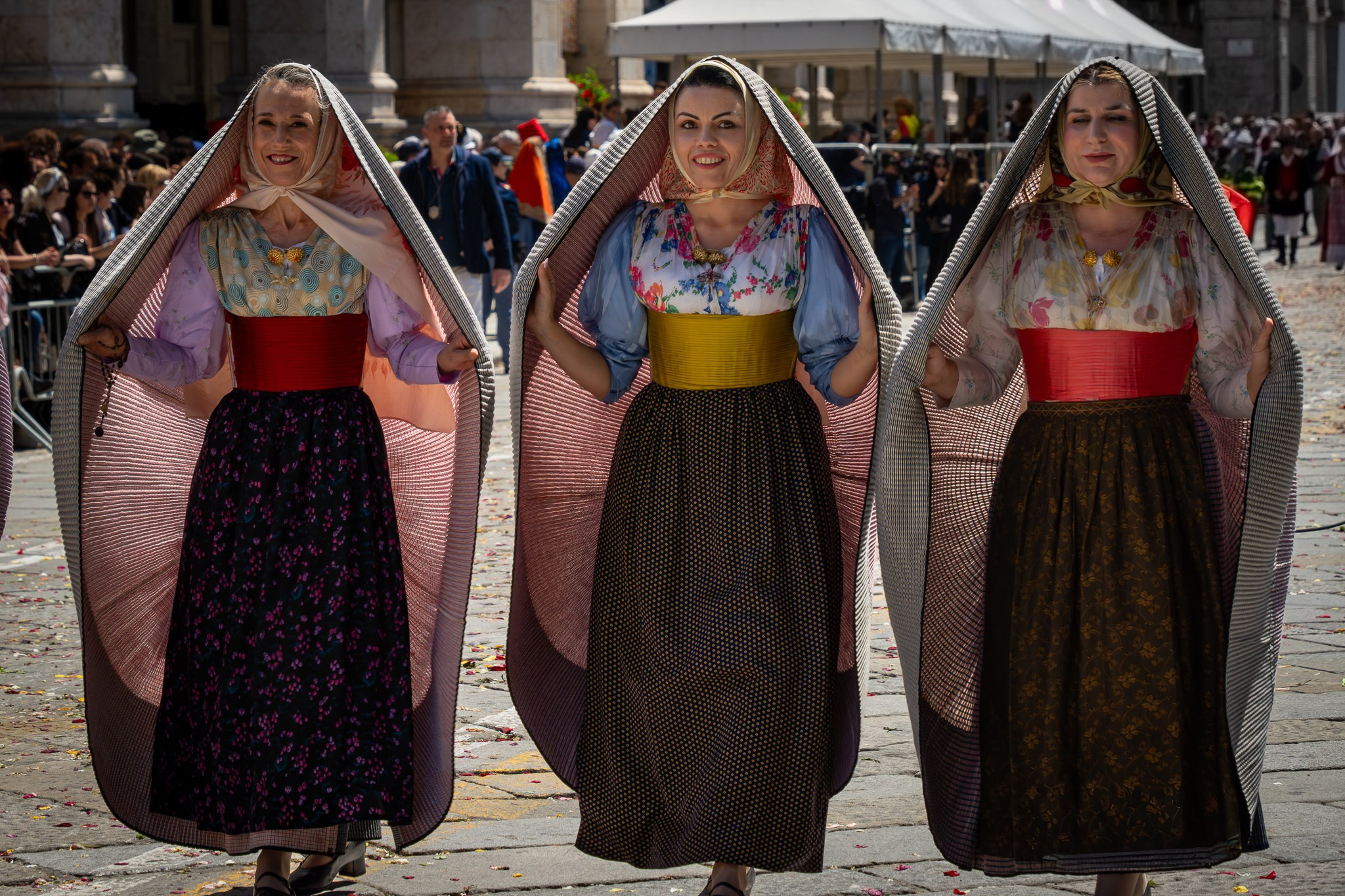 Sant’Efisio. Olga Manukhina fotografo in Sardegna