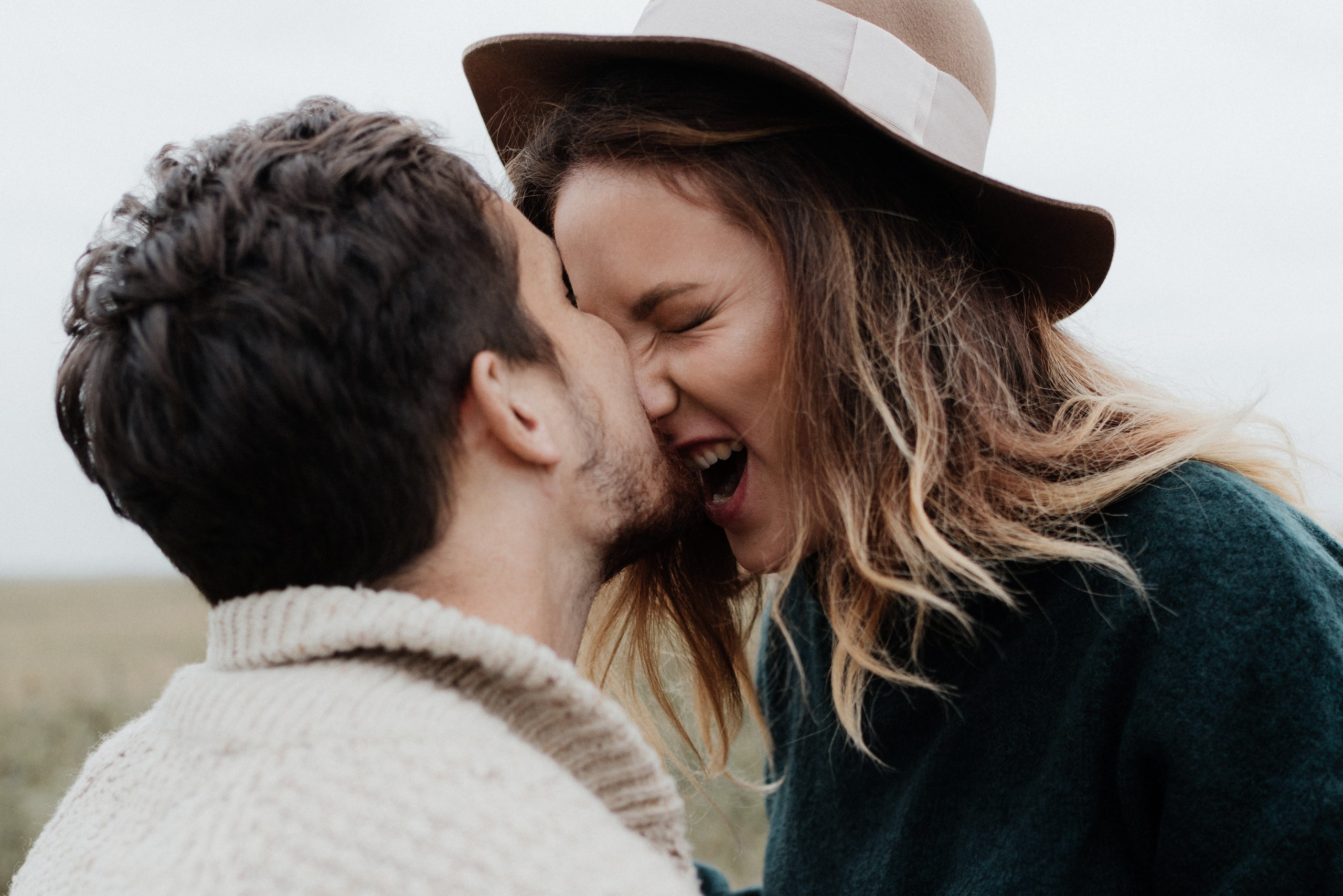 Love Couples & Family. Aesthetic & Lifestyle photographer in Da Nang, Vietnam