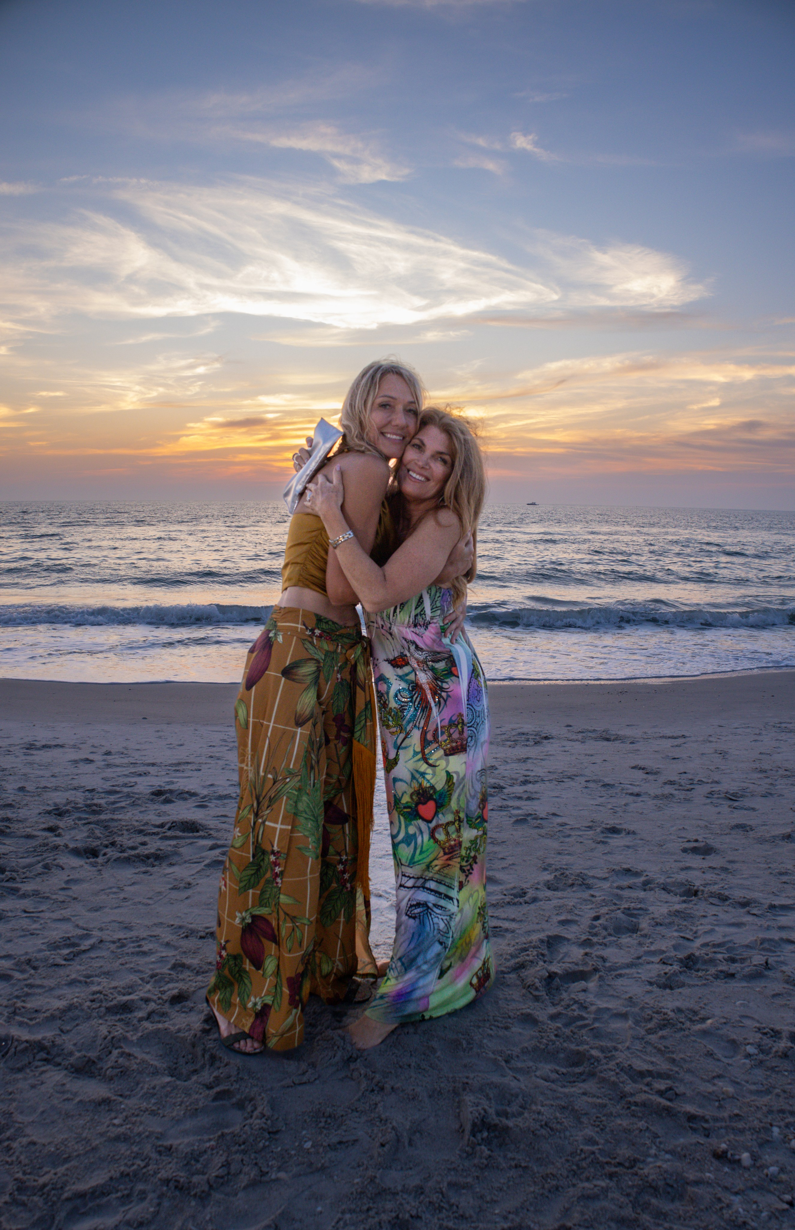 Jenn Beach Party at Port Royal Club. Out and About 239