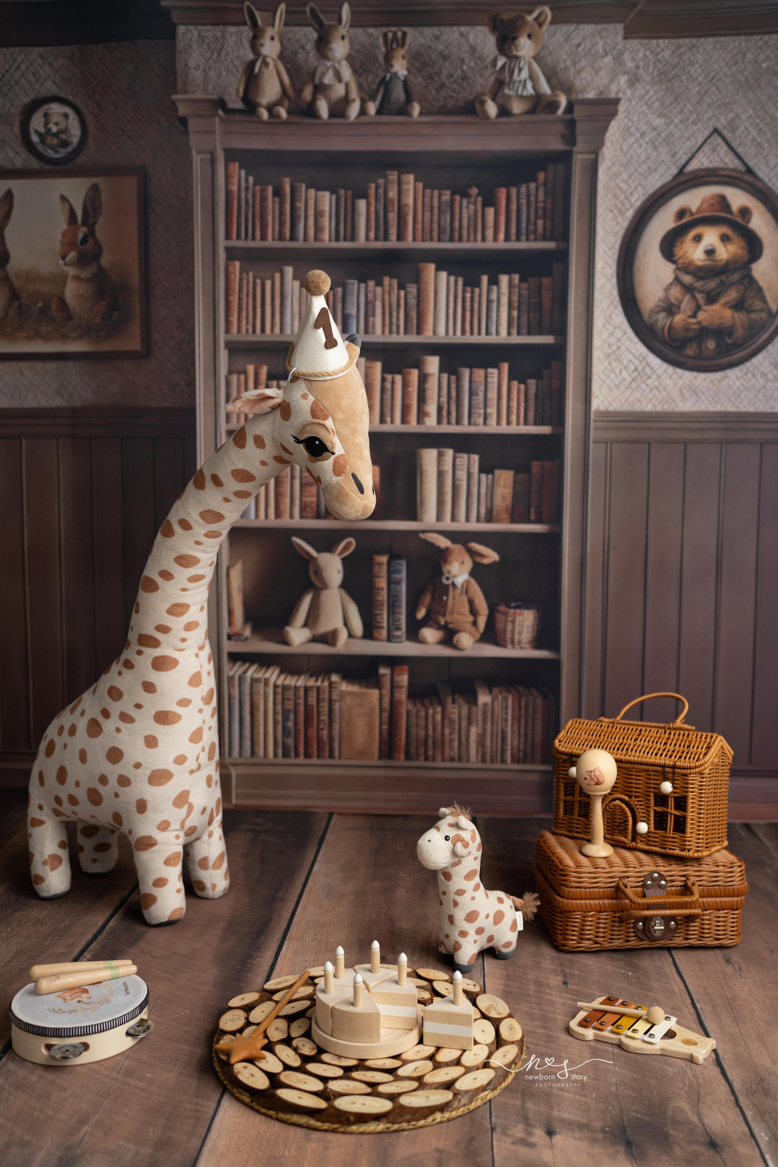 CAKE SMASH PHOTOGRAPHY. Newborn, Sitter and Cake Smash Photographer in Doha, Qatar