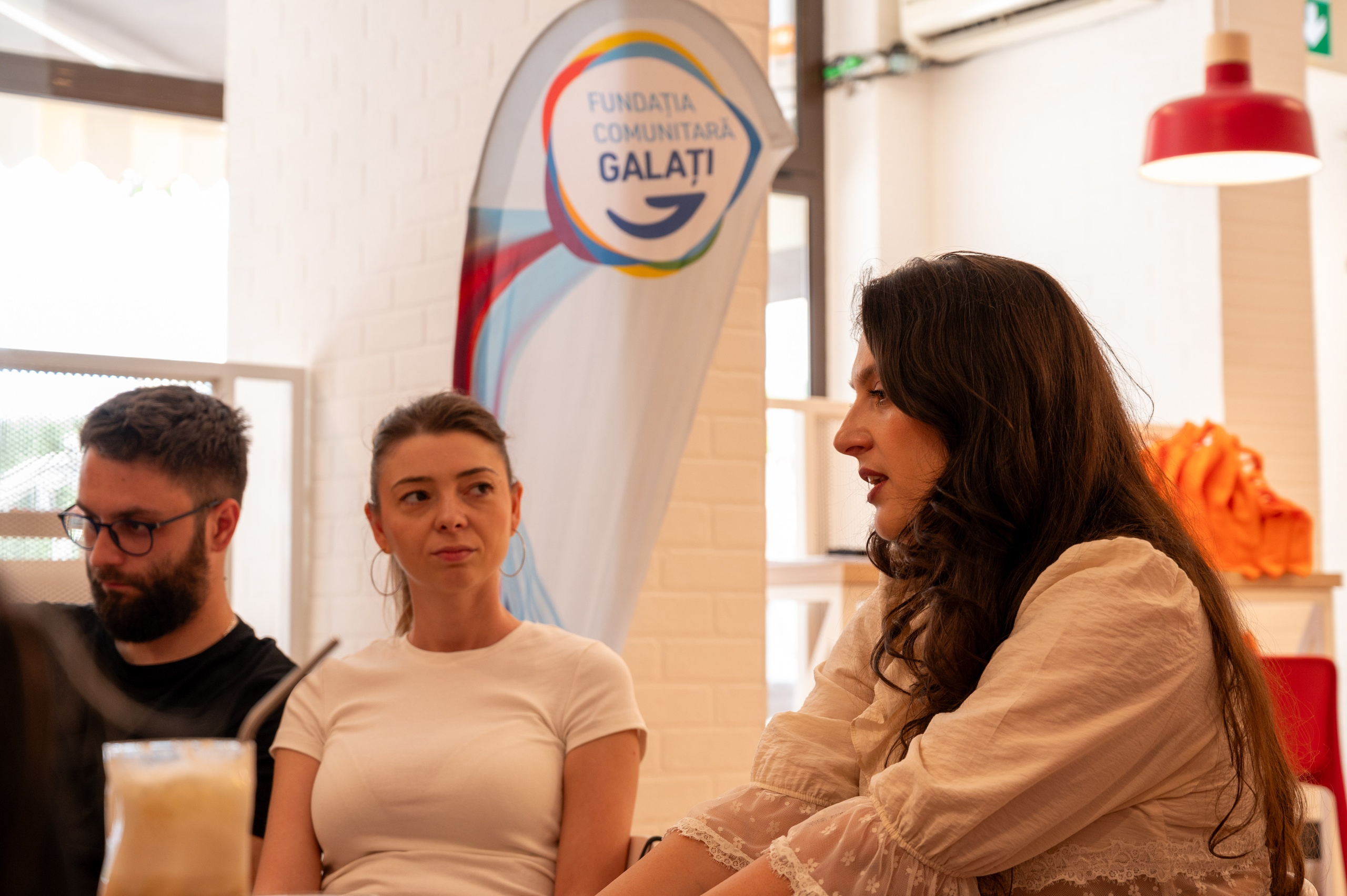 Voluntar Editia 2 — Fundatia Comunitara Galati. Fotograf de Sport, Portret, Produs, Corporate, Cultural și Evenimente în Galați | Valentin Stanciu