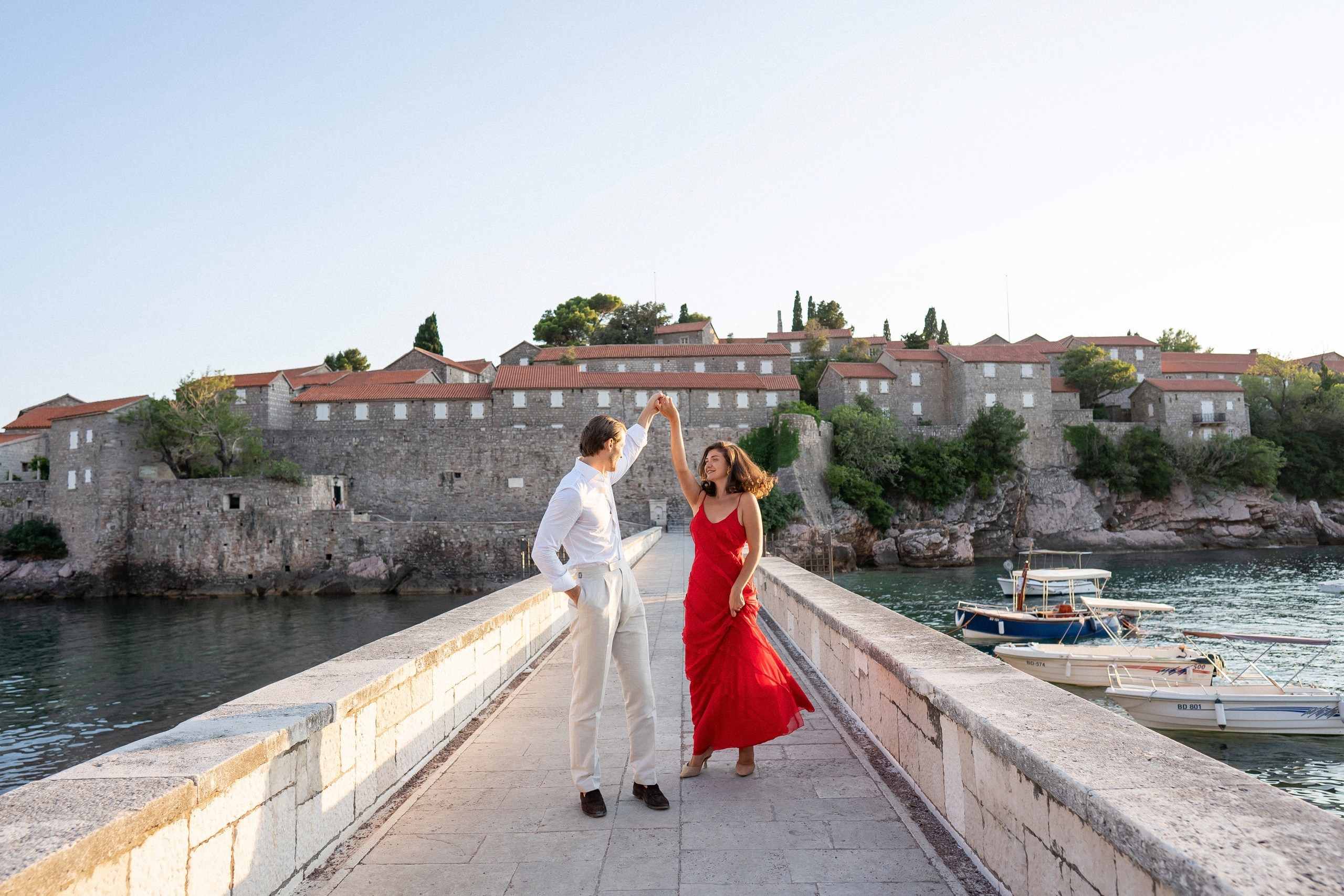 Идеальное место для предложения. в Будве — Уединенная смотровая площадка на Свети-Стефане