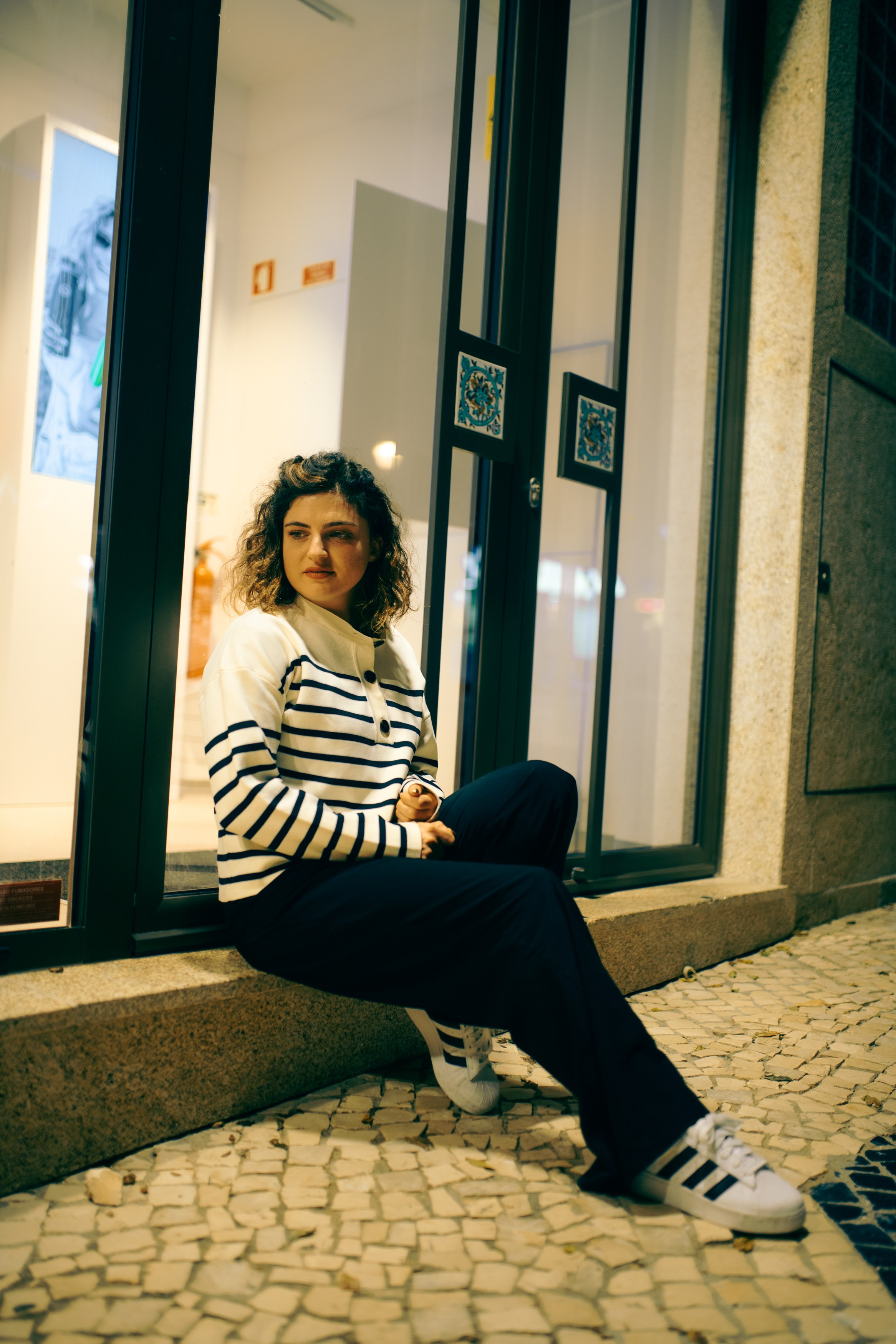 NIGHT CITY. Anastasiia Antoniuk portrait, family and couple photographer, Portugal