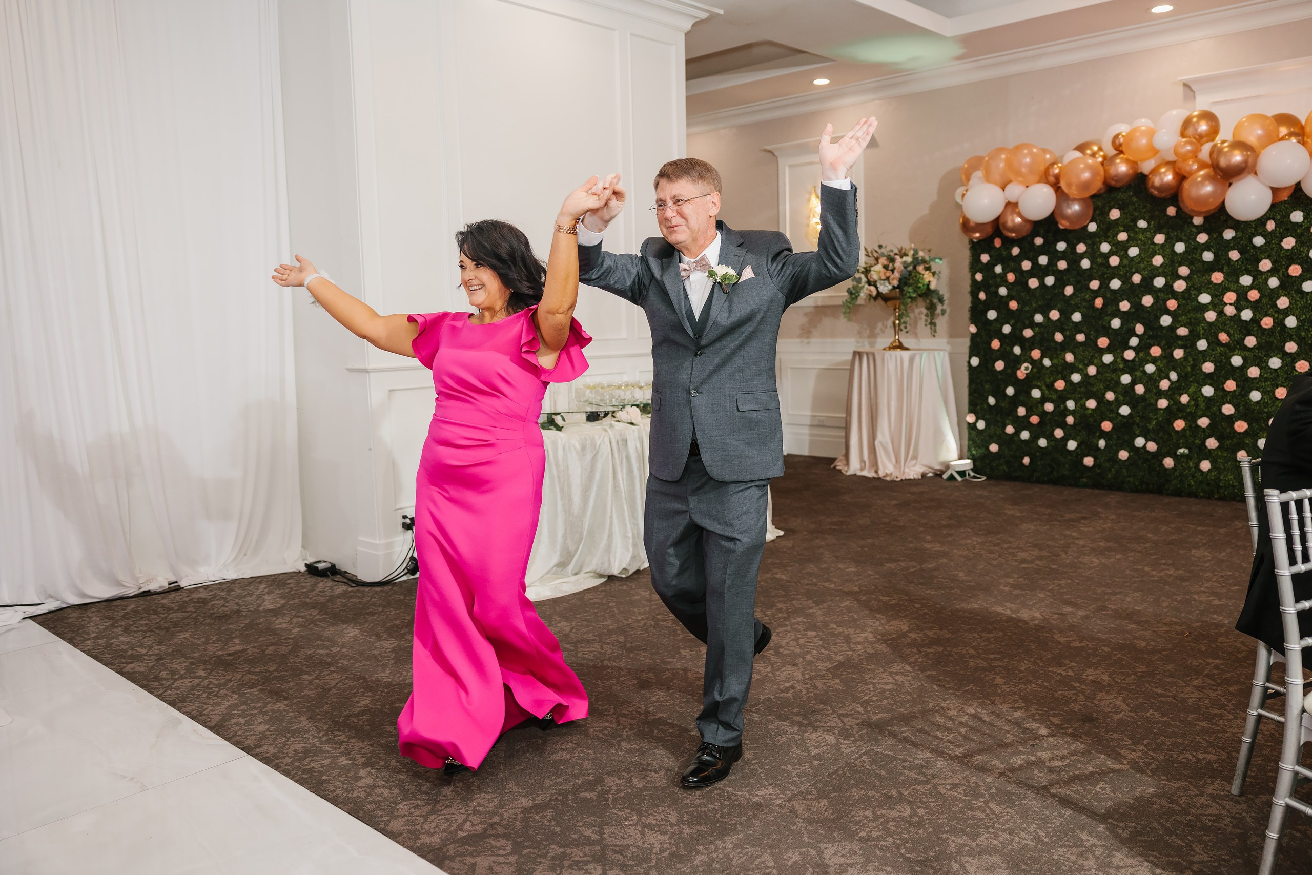 31.08.2024 Wedding. Wedding family event photographer in Chicago Nick Yushevich