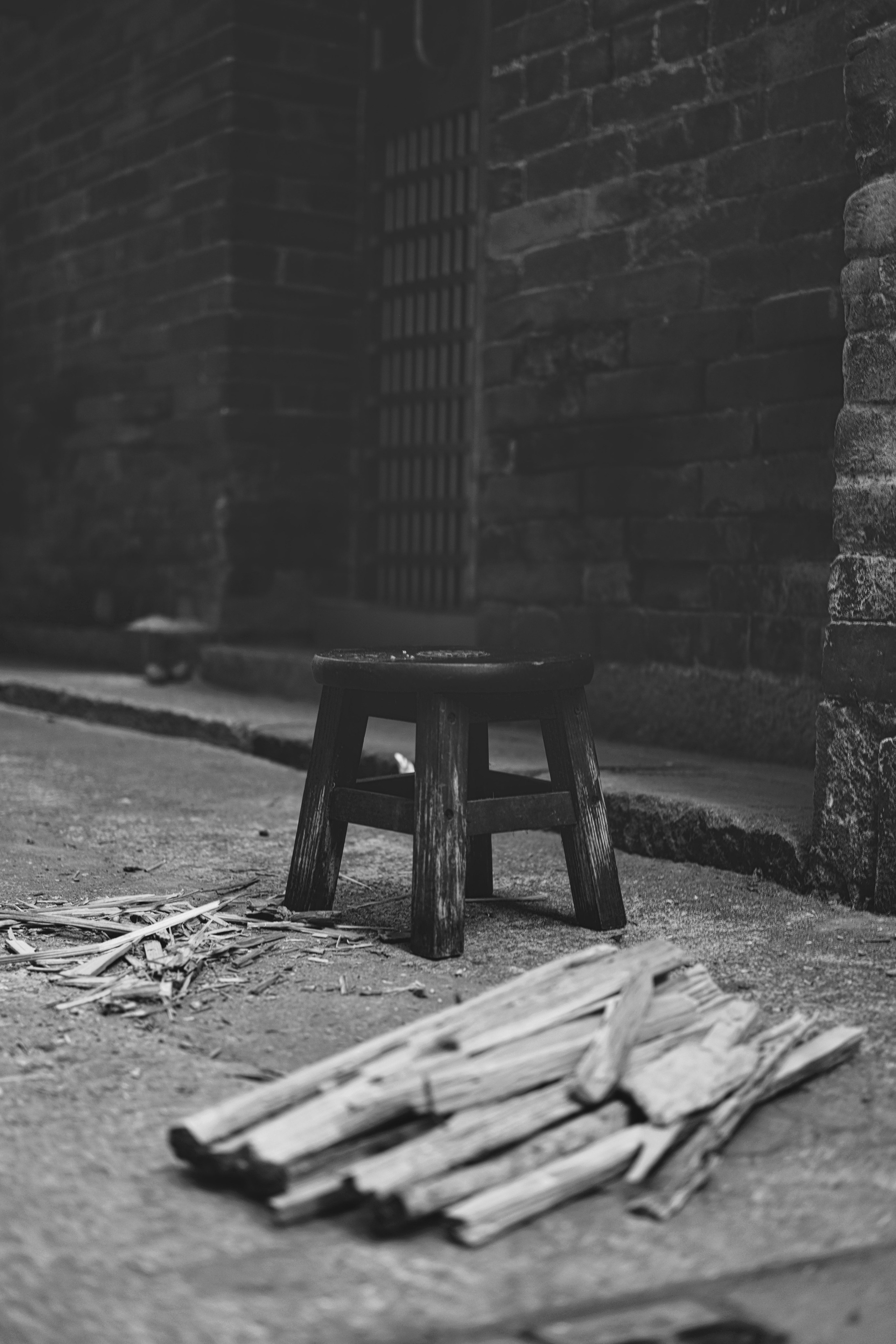 Capturing Life in Black and White - Candid Street Photography