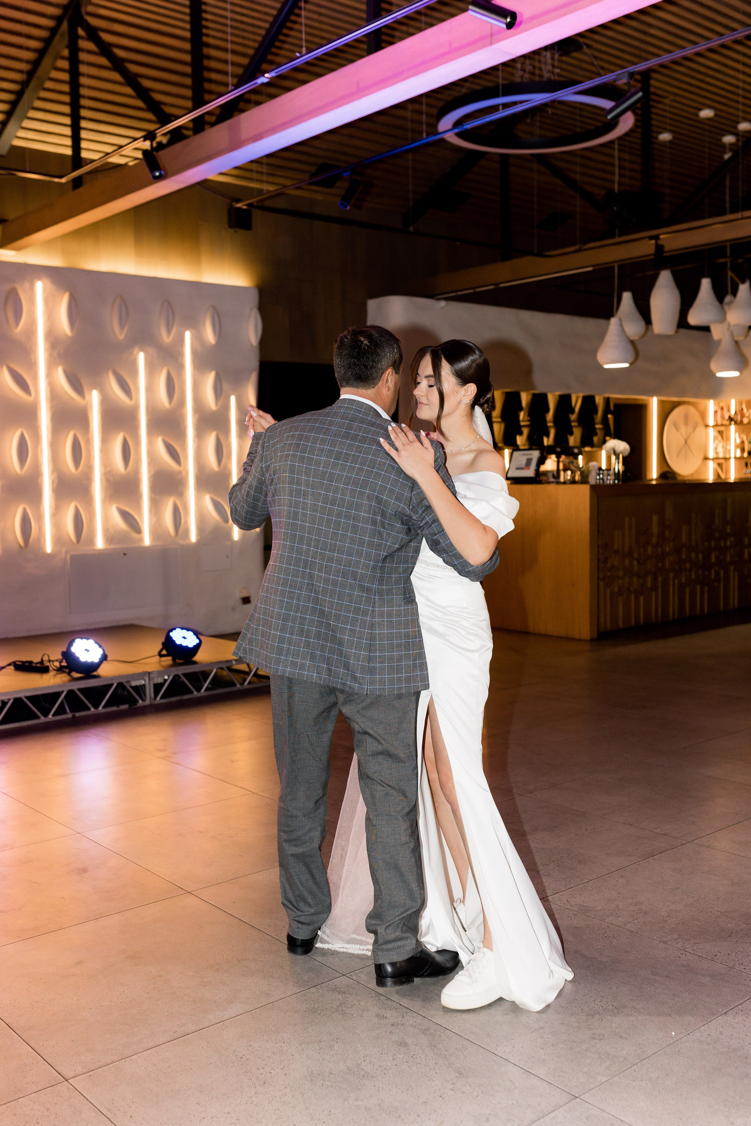 Лариса та Роман. Ірина Терещук