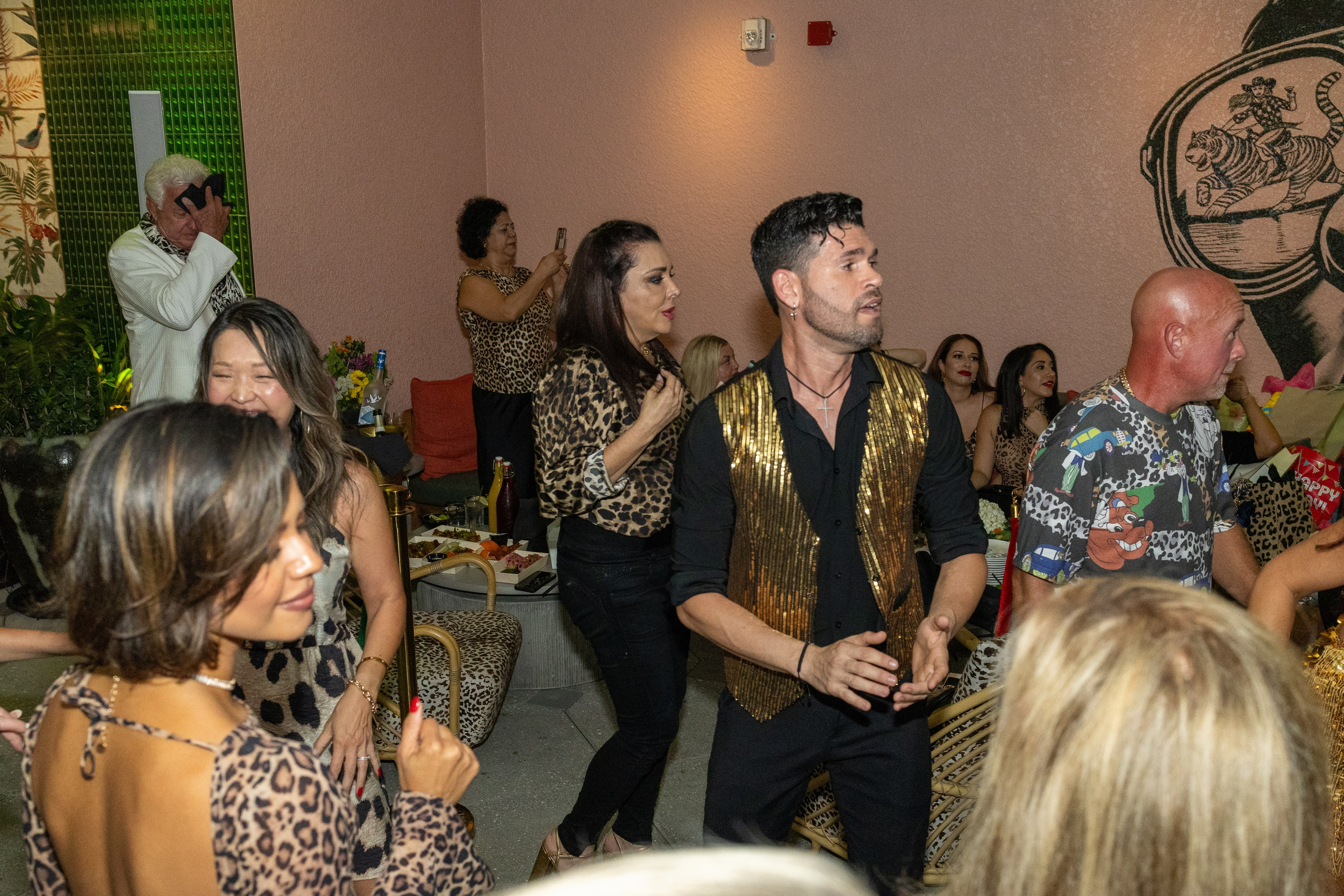 Luara Birthday at the Perry Hotel. Out and About 239