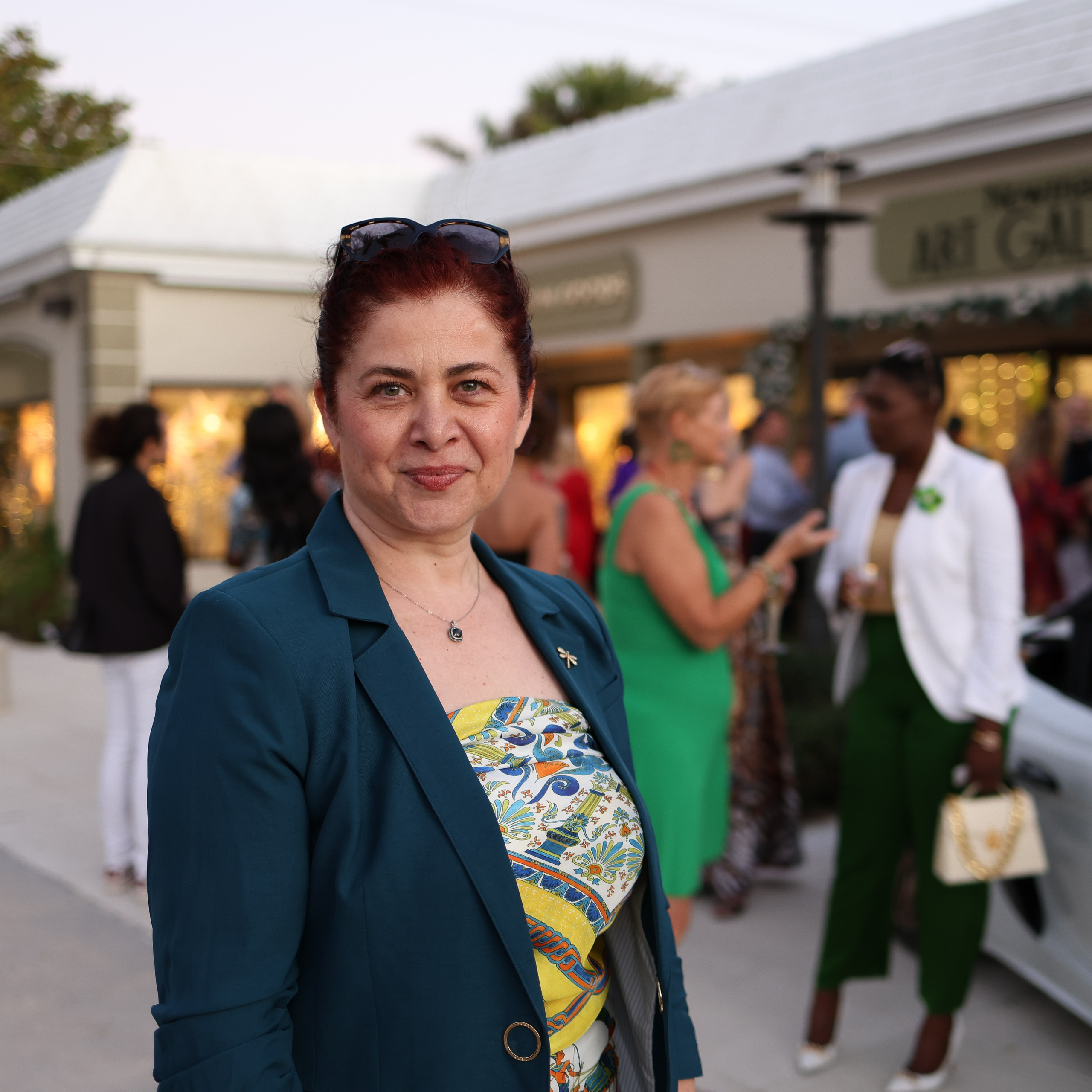 Pacific Coast Lifestyle Magazine. Out and About 239