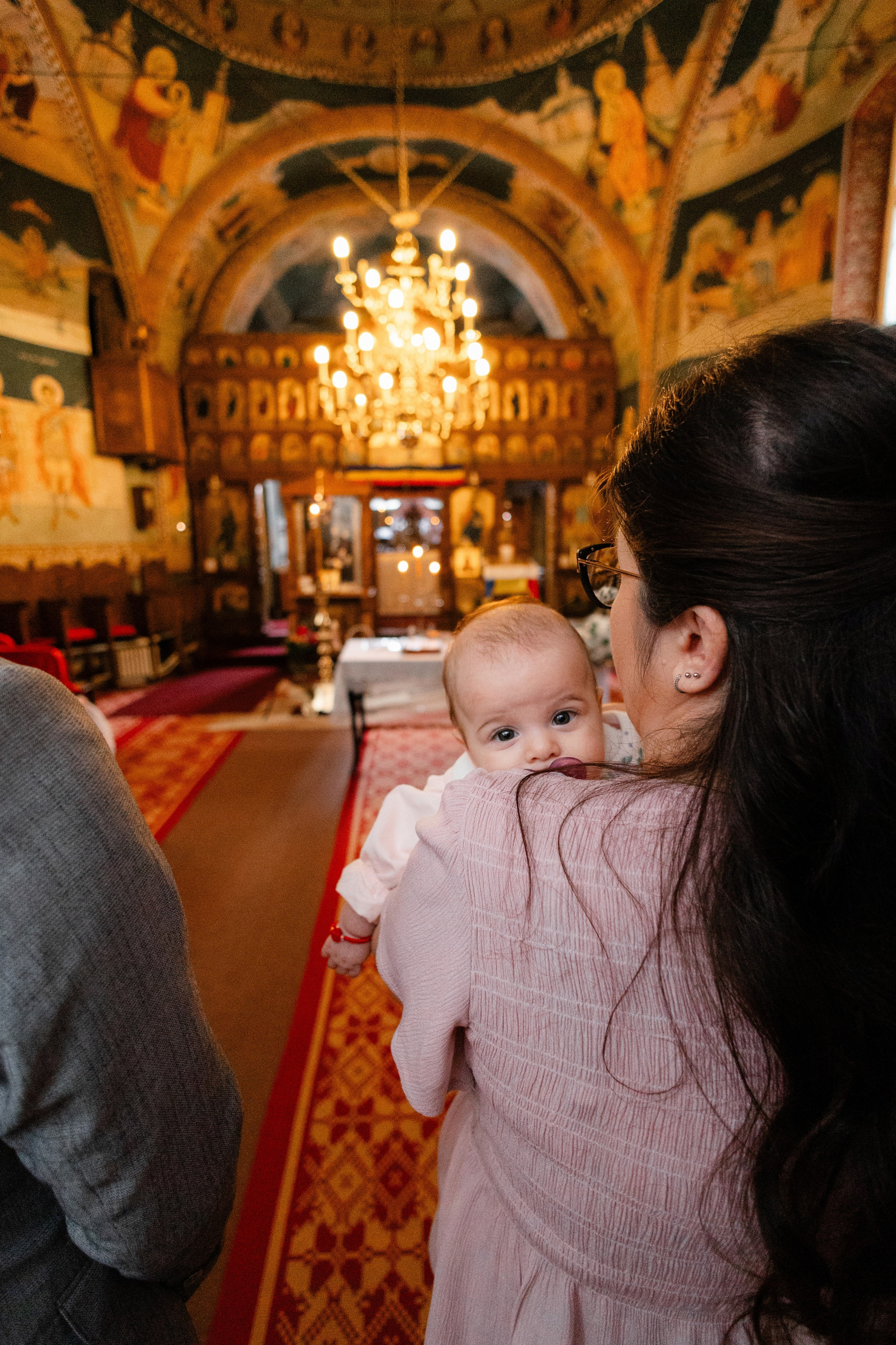 Botez Stefania. Wedding Photographer, based in Iasi, Romania, but will travel all over the globe to make sure you look amazing in all your wedding photos