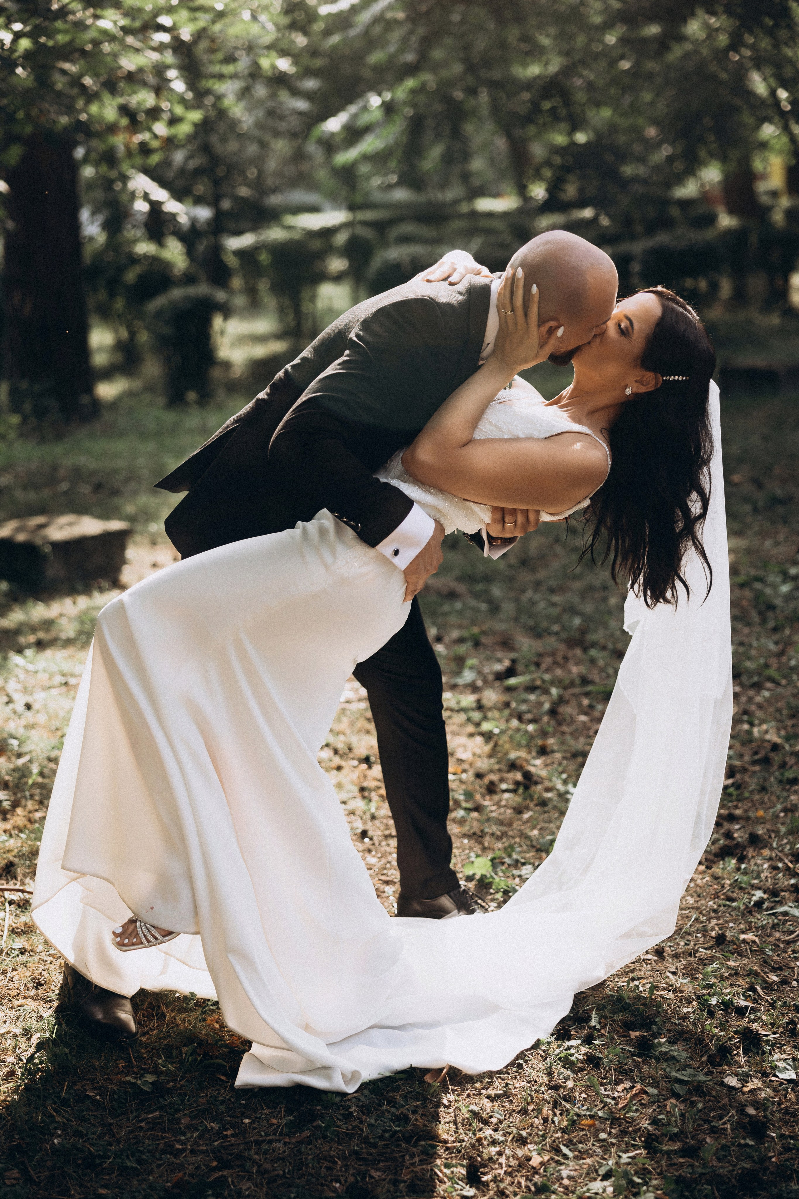 Claudia & Octavian. Wedding Photographer, based in Iasi, Romania, but will travel all over the globe to make sure you look amazing in all your wedding photos